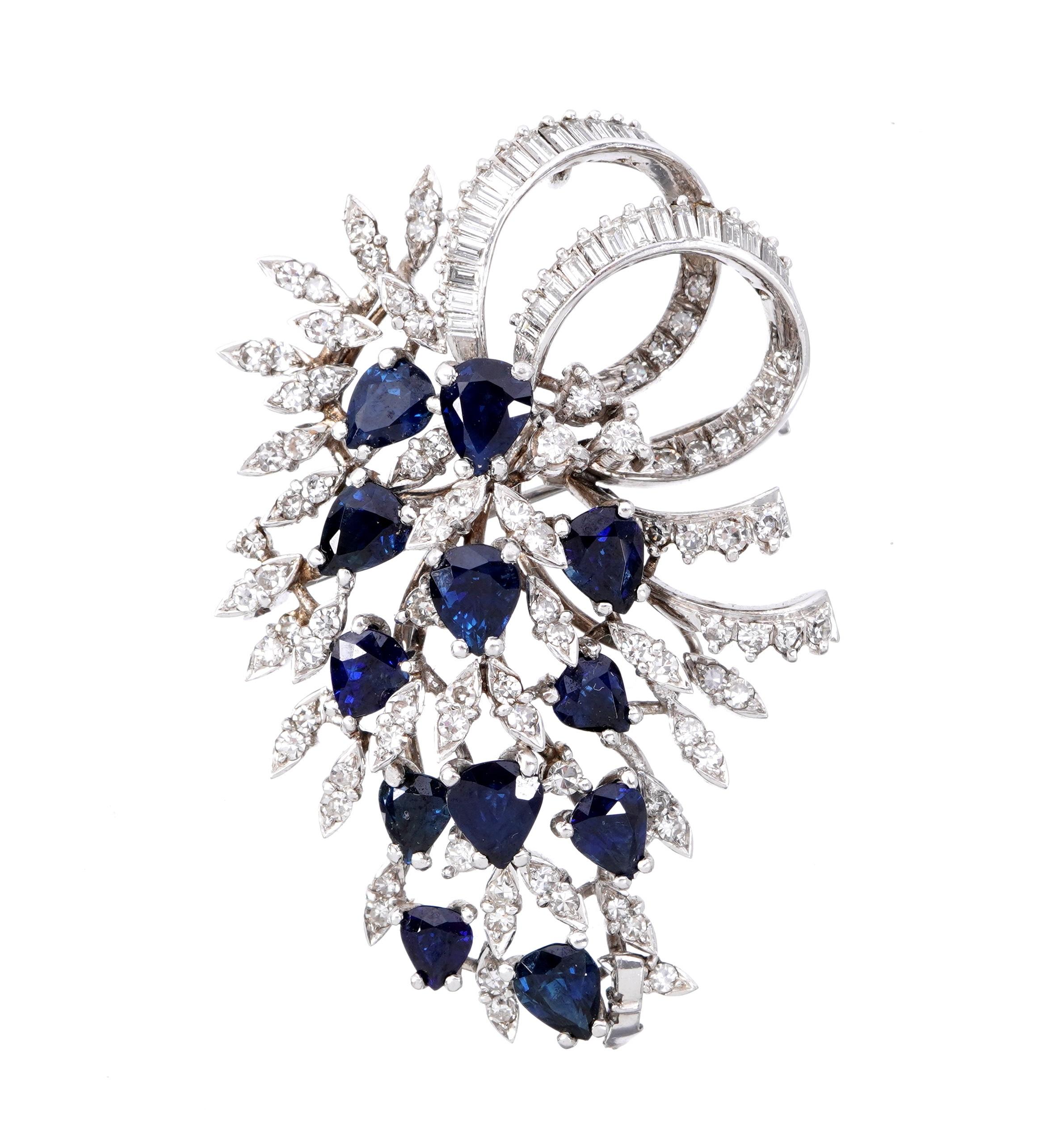 18K White Gold Brooch With Sapphires And Diamonds 9