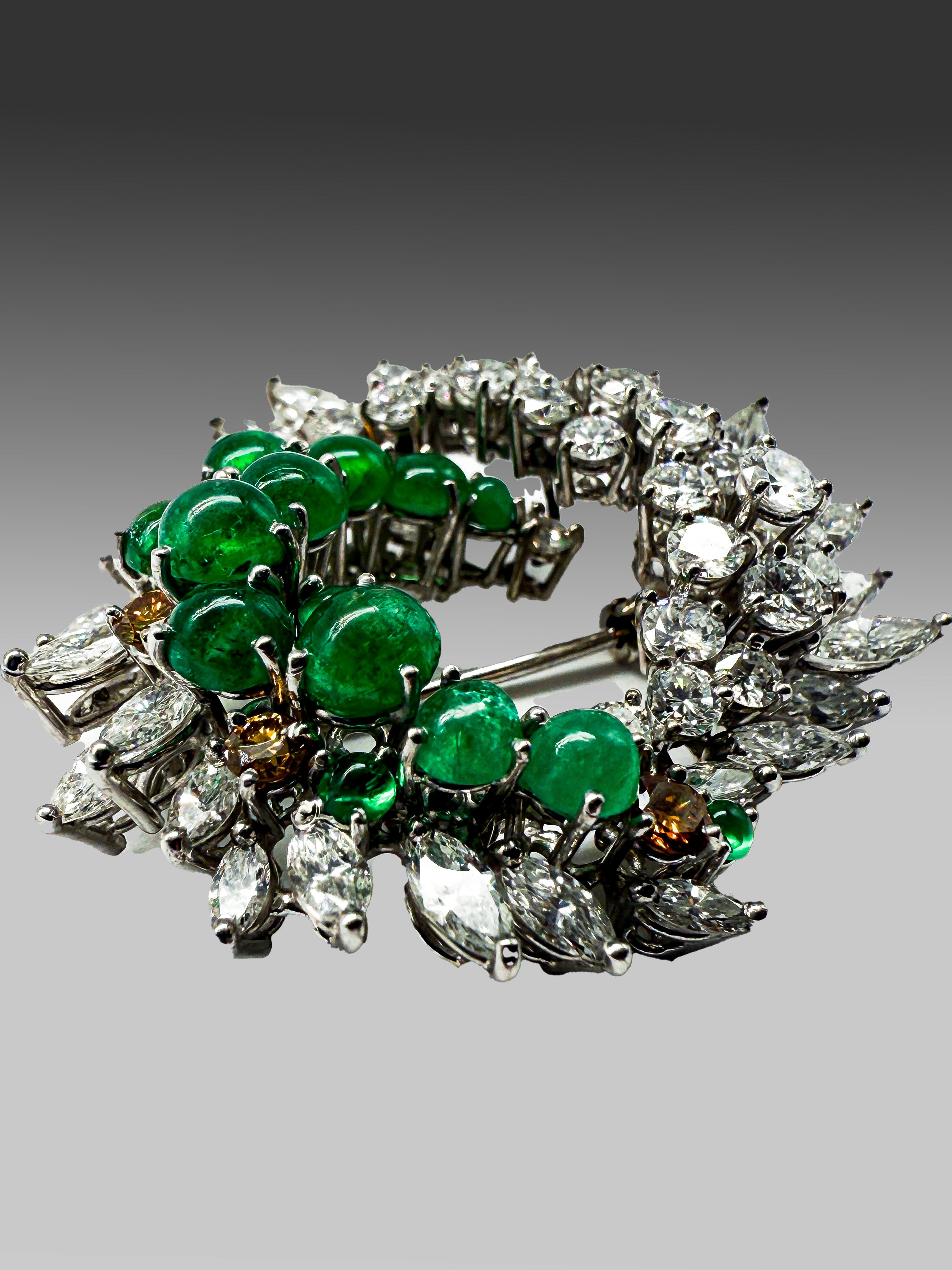 This magnificent brooch in a laurel wreath design is a true masterpiece of jewelry craftsmanship. Some features even recall the craftsmanship of renowned houses such as Van Cleef & Arpels or Cartier from that era.

It is in very good condition,