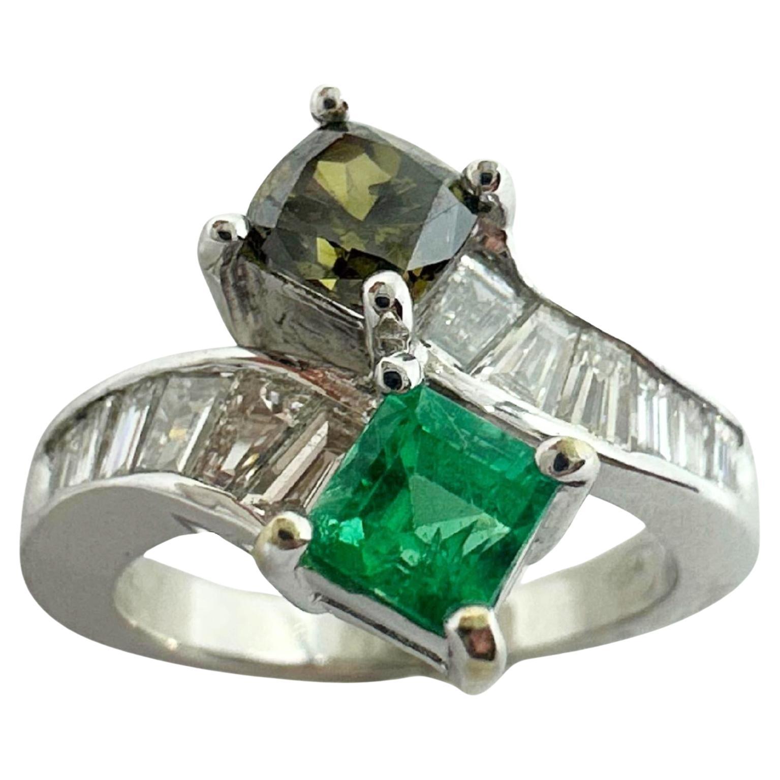 18K White Gold Brown Diamond, Baguette-Cut White Diamond, and Emerald Toi et Moi