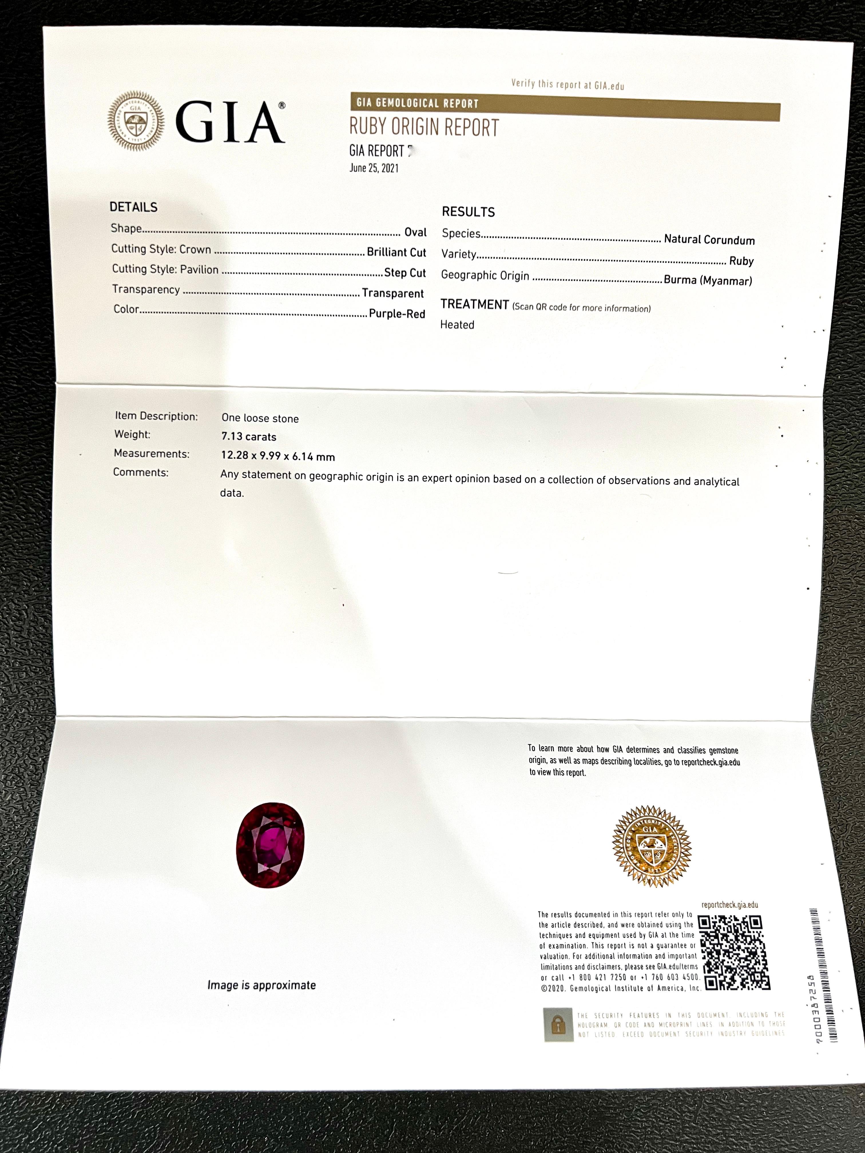 Bague en or blanc 18 carats, rubis de Birmanie certifié GIA, chauffé avec rubis et diamants Unisexe en vente