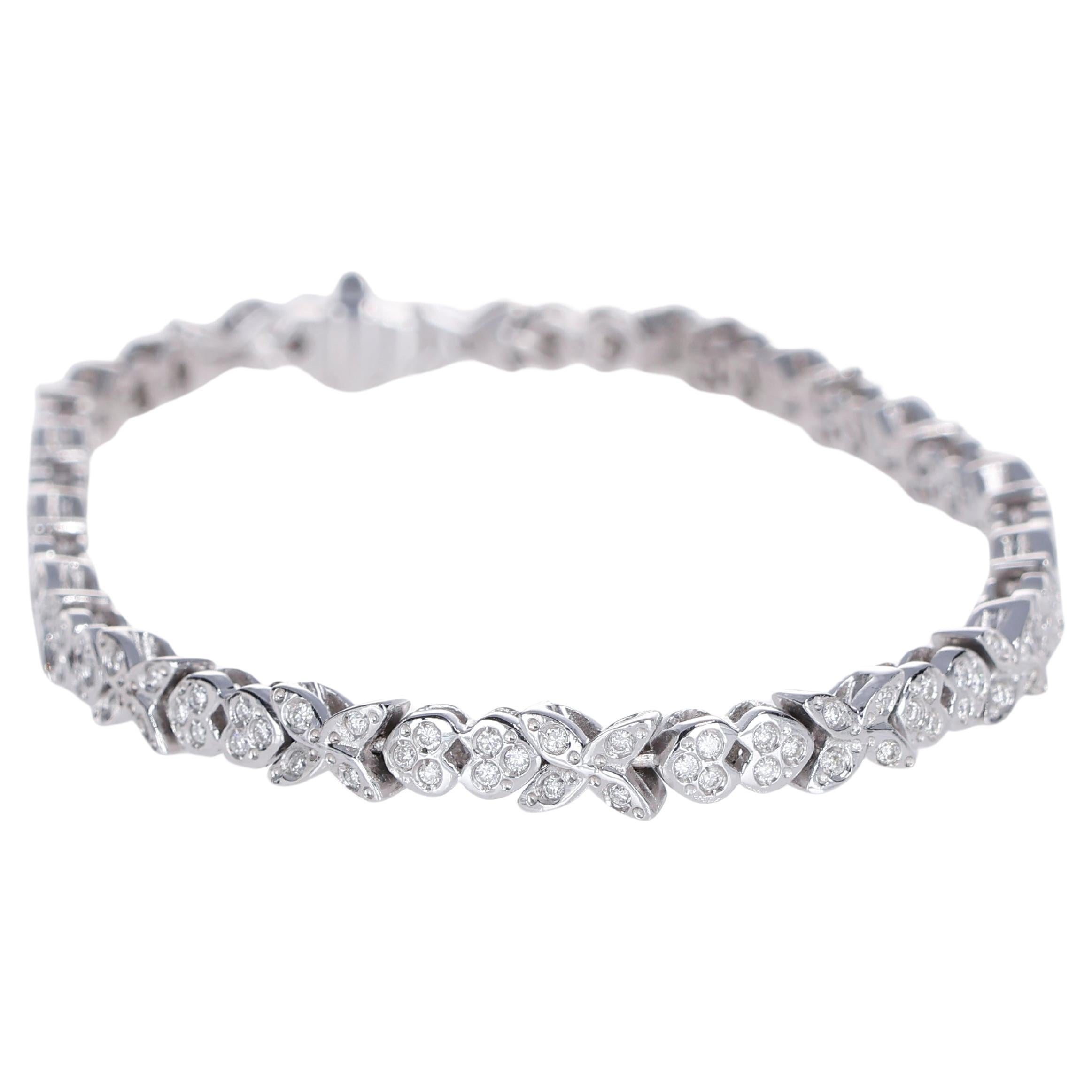 18K White Gold Butterfly Heart Tennis Bracelet with 3.98 Carats of Diamonds For Sale