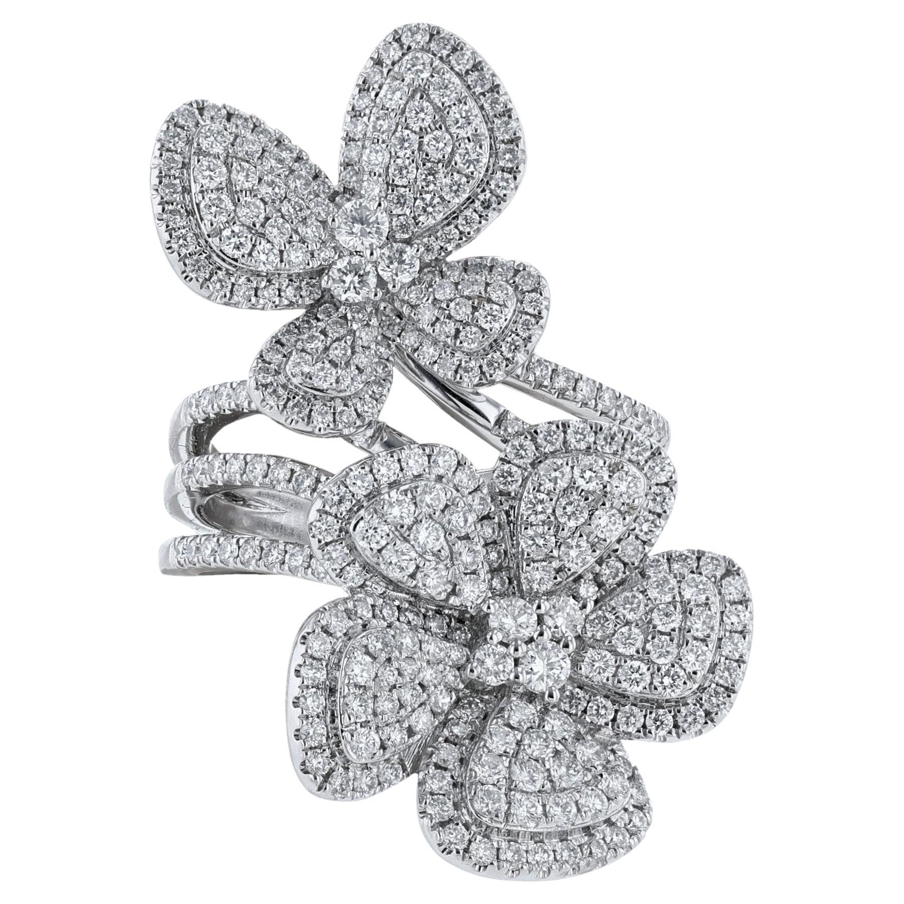 18K White Gold Butterfly with Flower Diamond Cocktail Ring, 1.85ct For Sale