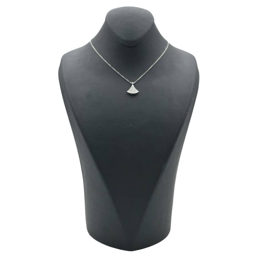 18K White Gold Bvlgari Necklace and Pandant with Natural Diamonds