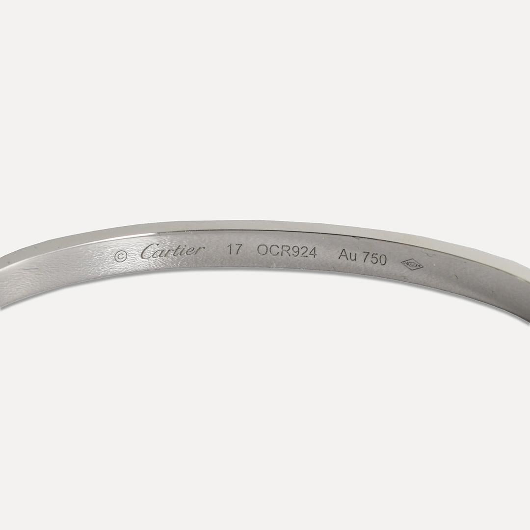 18k White Gold Cartier Diamond Paved Love Bracelet. .95tdw. Small size.
Comes with an original Box, Screwdriver, Bag, and cleaning solution.
Little to no wear shown, like new!
Weighs 17gr, size 17.
Original Retail $29,000

