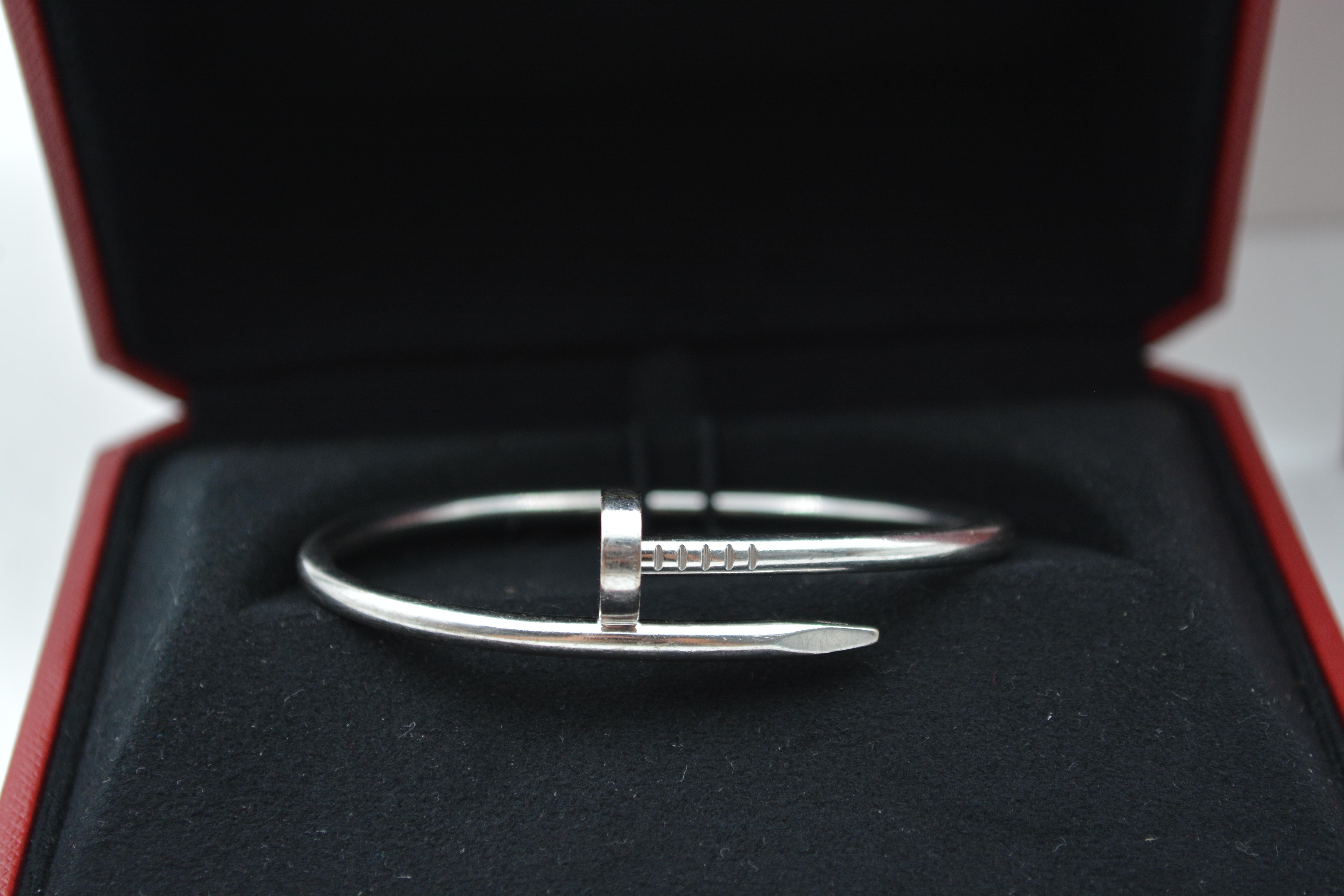 18 Karat Weißgold Cartier Just on Clou Armband full Set im Zustand „Hervorragend“ in București, București