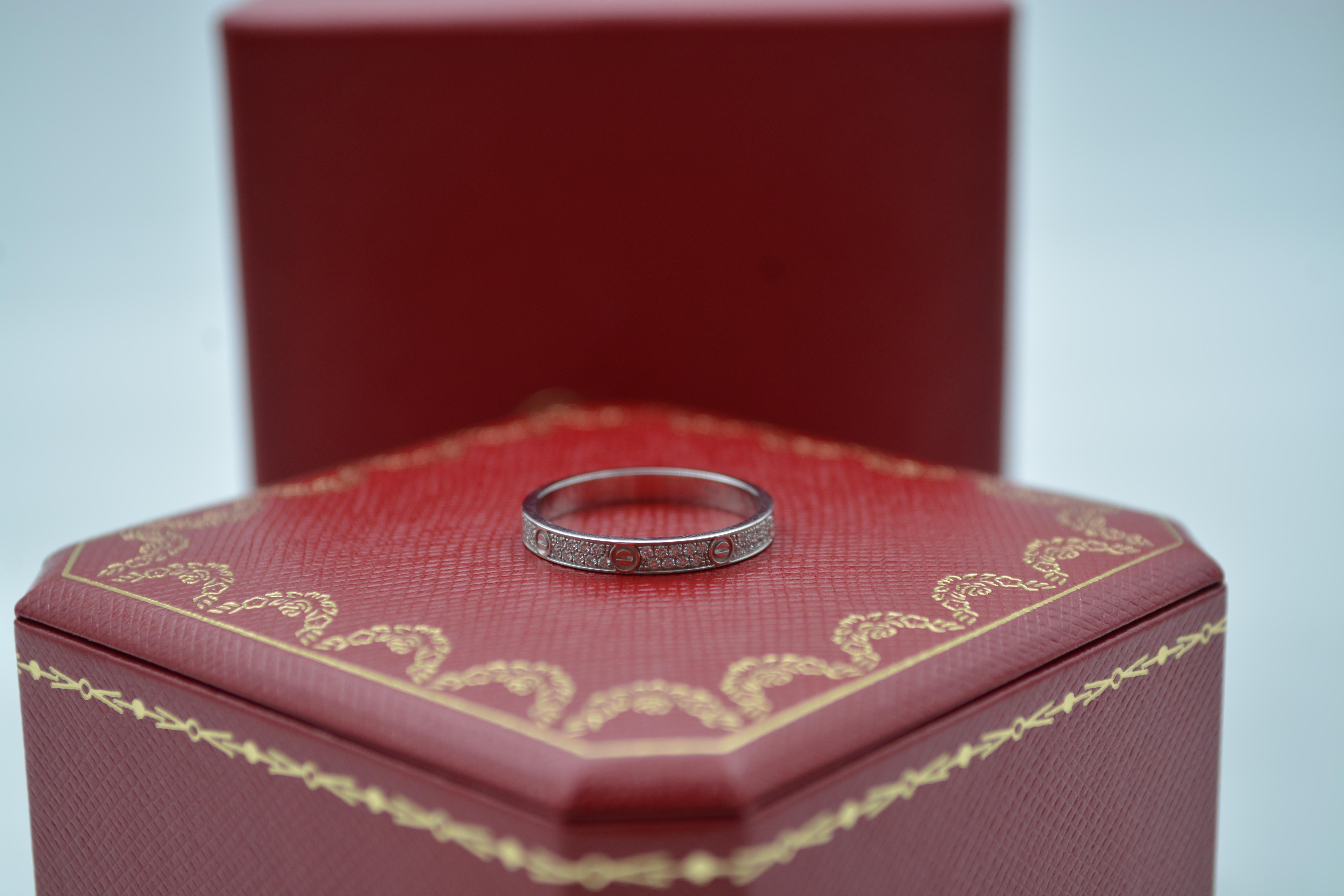 18K White gold Cartier Love ring with diamonds full set In Excellent Condition In București, București