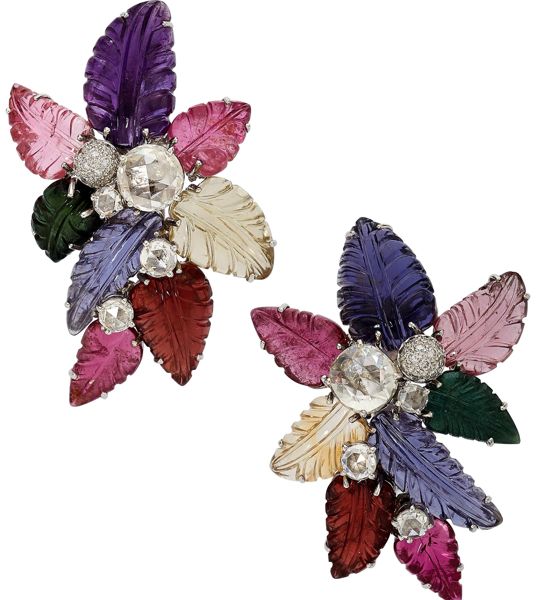 Women's or Men's 18k White Gold Carved Semi-Precious Gemstones Foliate Clip-On Earrings For Sale