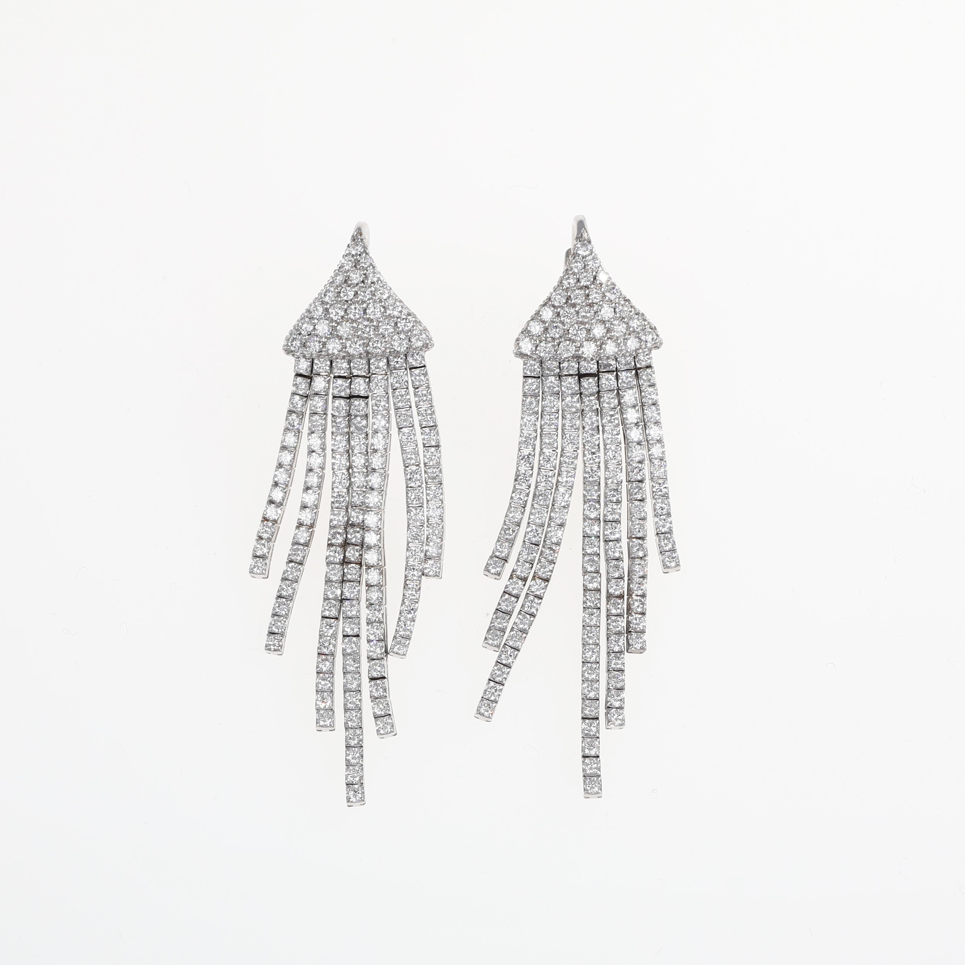 IMPORTANT NOTE:
✔ No additional costs will be added to this order.
✔ Shipping and customs duties are fully covered by us.
--------------------
A stunning pair of cascading drop earrings crafted in 18K white gold, featuring an elegant and dynamic