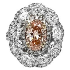 18k White Gold Centre Oval Diamond 2.02ct Fancy Intense Orangy-pink HPHT Diamond