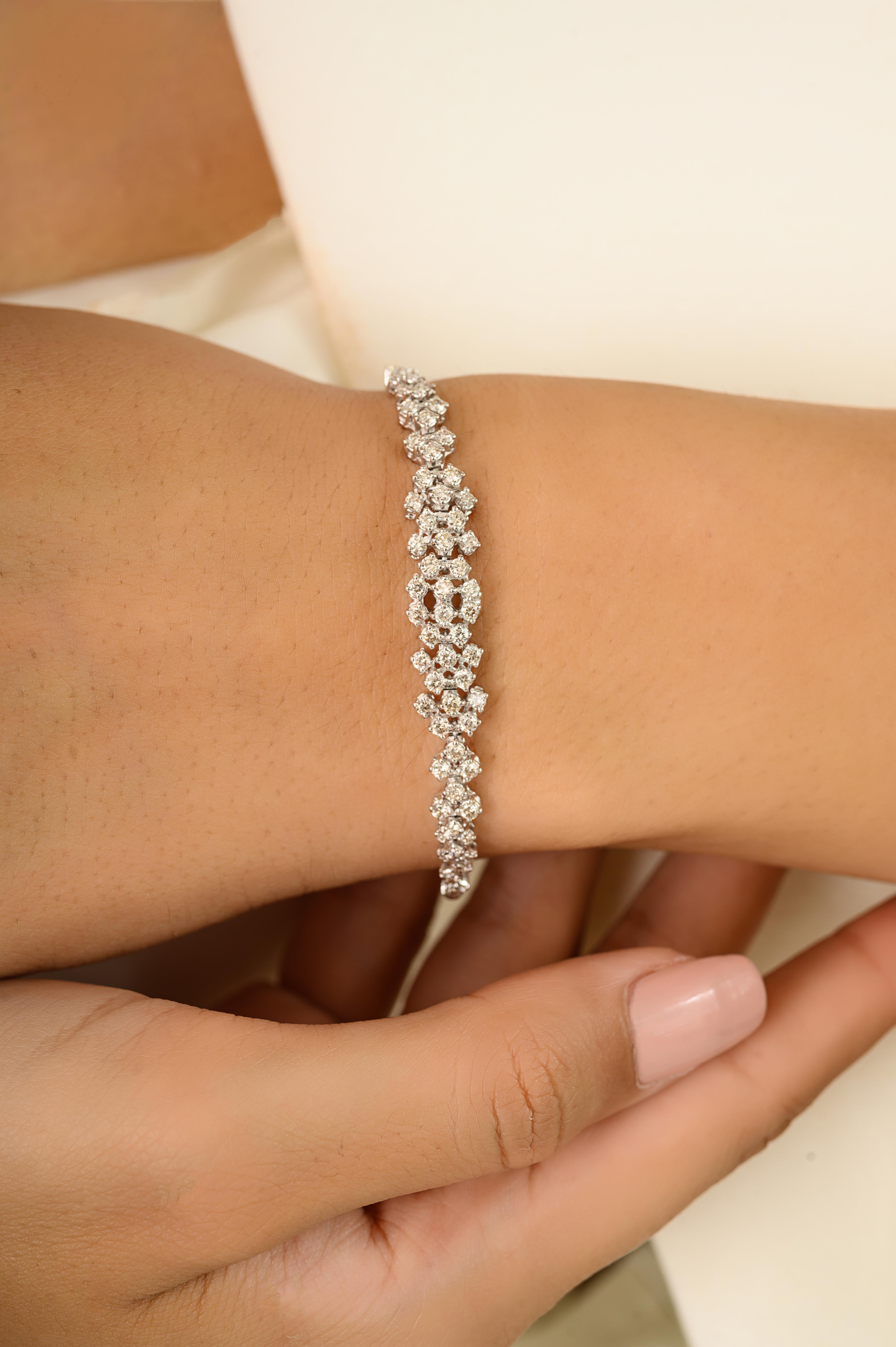 Bracciale tennis con cluster di diamanti certificati in oro bianco 18k 1,34 CTW Gioielli di pregio in vendita 4