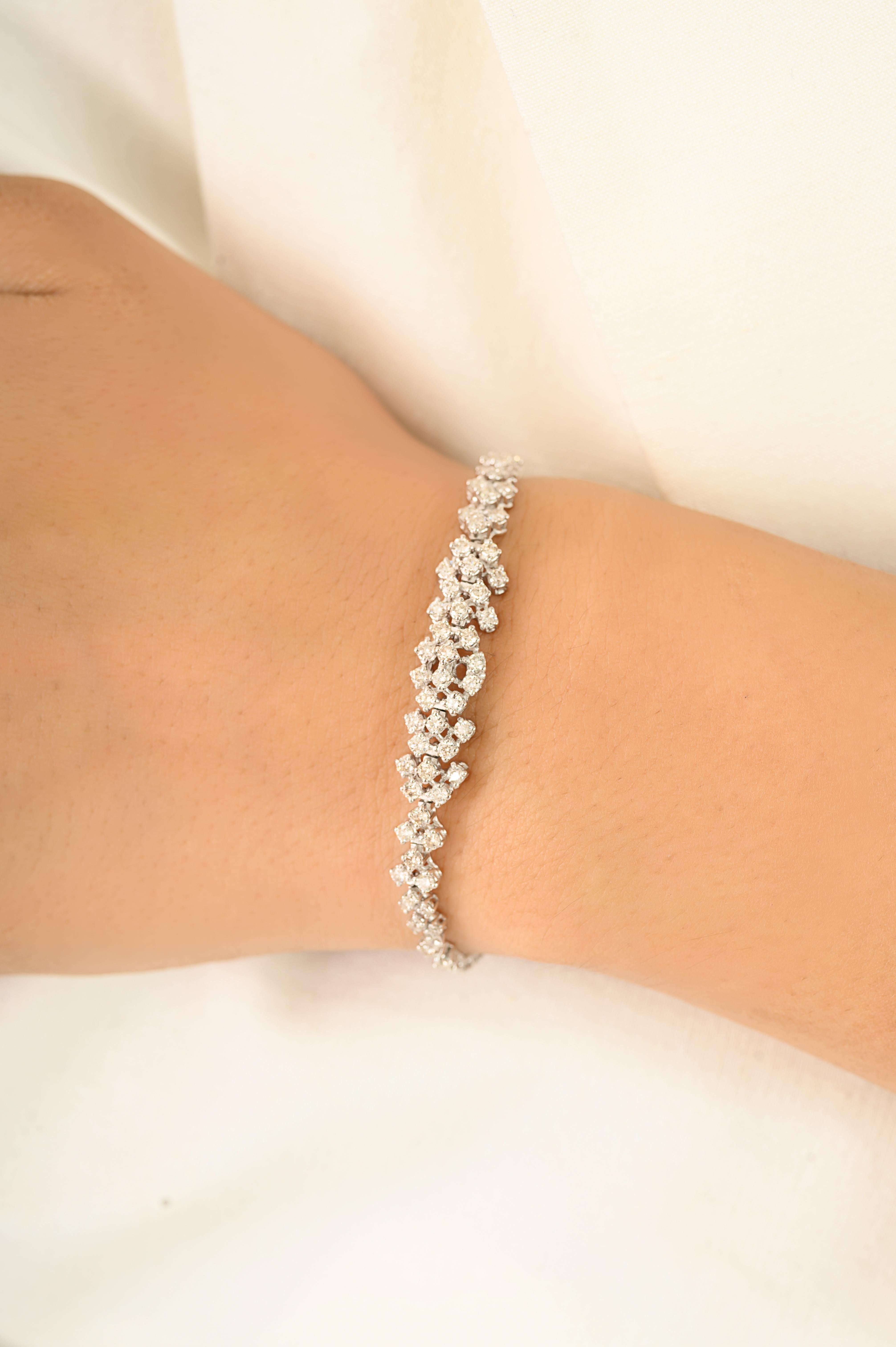 Bracciale tennis con cluster di diamanti certificati in oro bianco 18k 1,34 CTW Gioielli di pregio in vendita 2