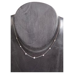 18k White Gold Chain Necklace Set with Seven Diamonds