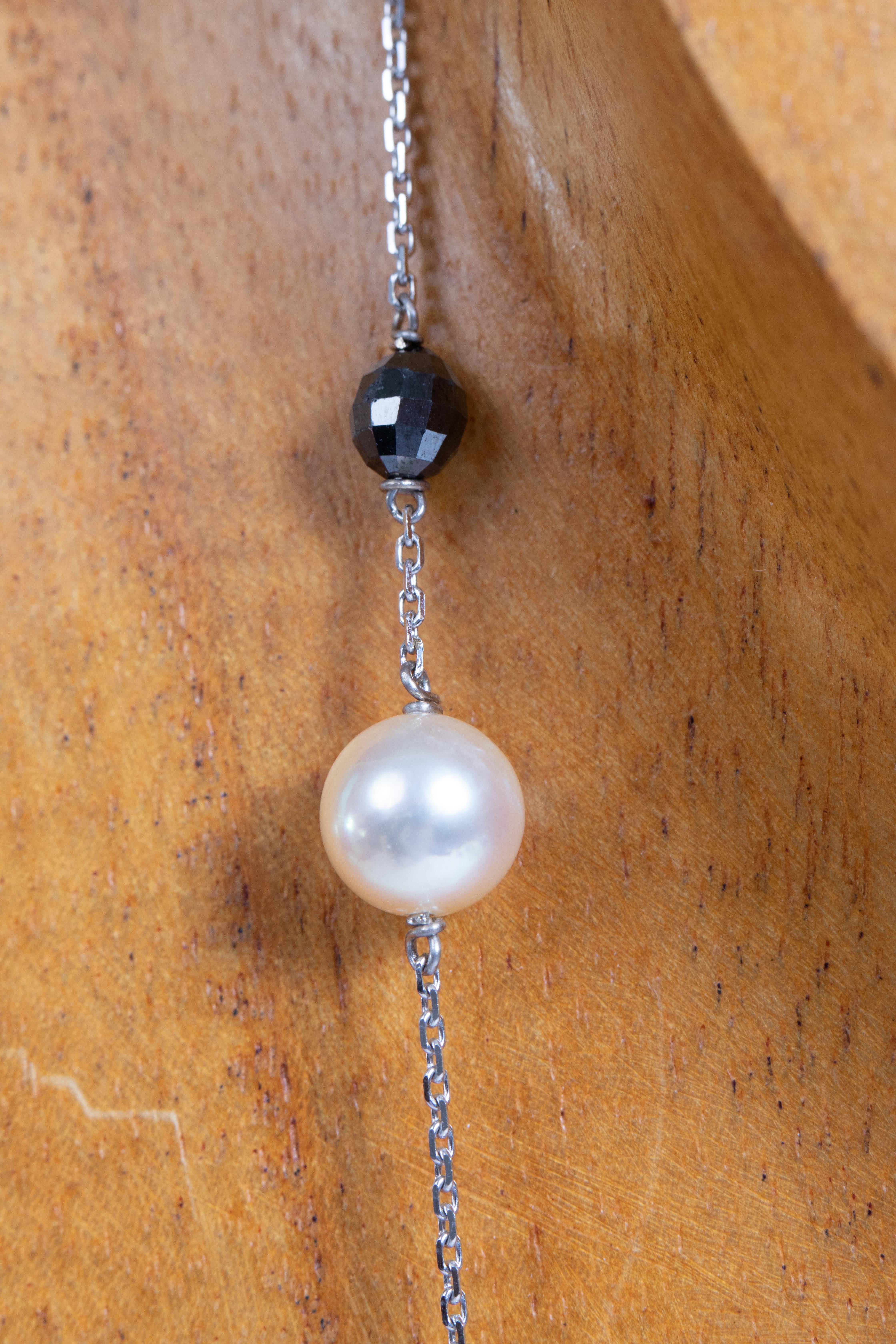 Women's 18K White Gold Chain Set with 10 Akoya Pearls and Black Diamonds Facetted Beads For Sale