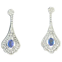 Boucles d'oreilles lustre en or blanc 18 carats avec tanzanite et diamants