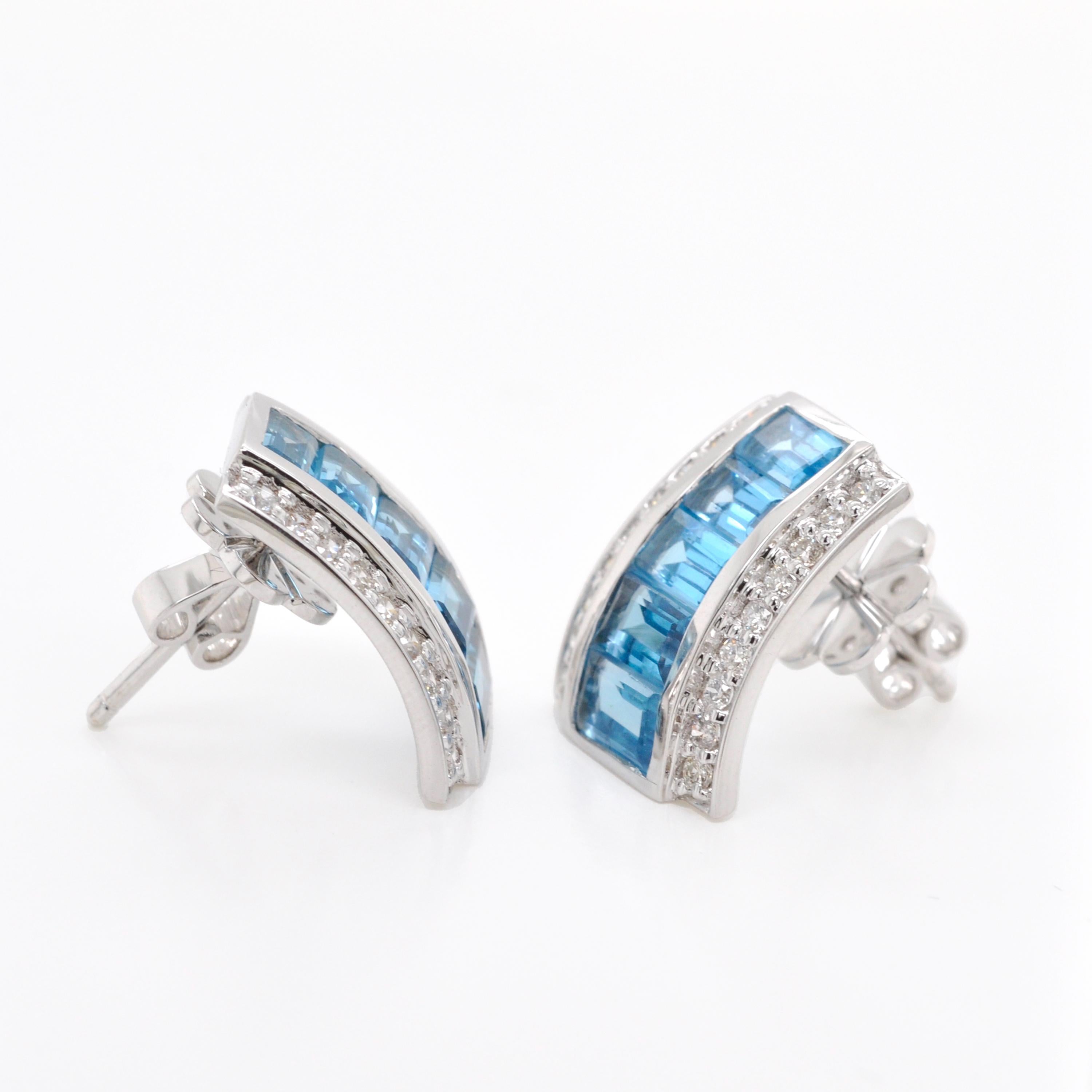 18K White Gold Channel Set Blue Topaz Taper Baguette Pendant Earrings Set  For Sale 7