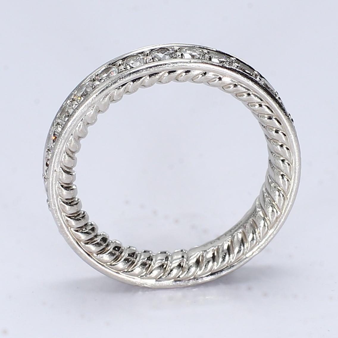 Anello David Yurman con incastonatura a canale in oro bianco 18k - Misura 6,25 In condizioni buone in vendita a Scottsdale, AZ