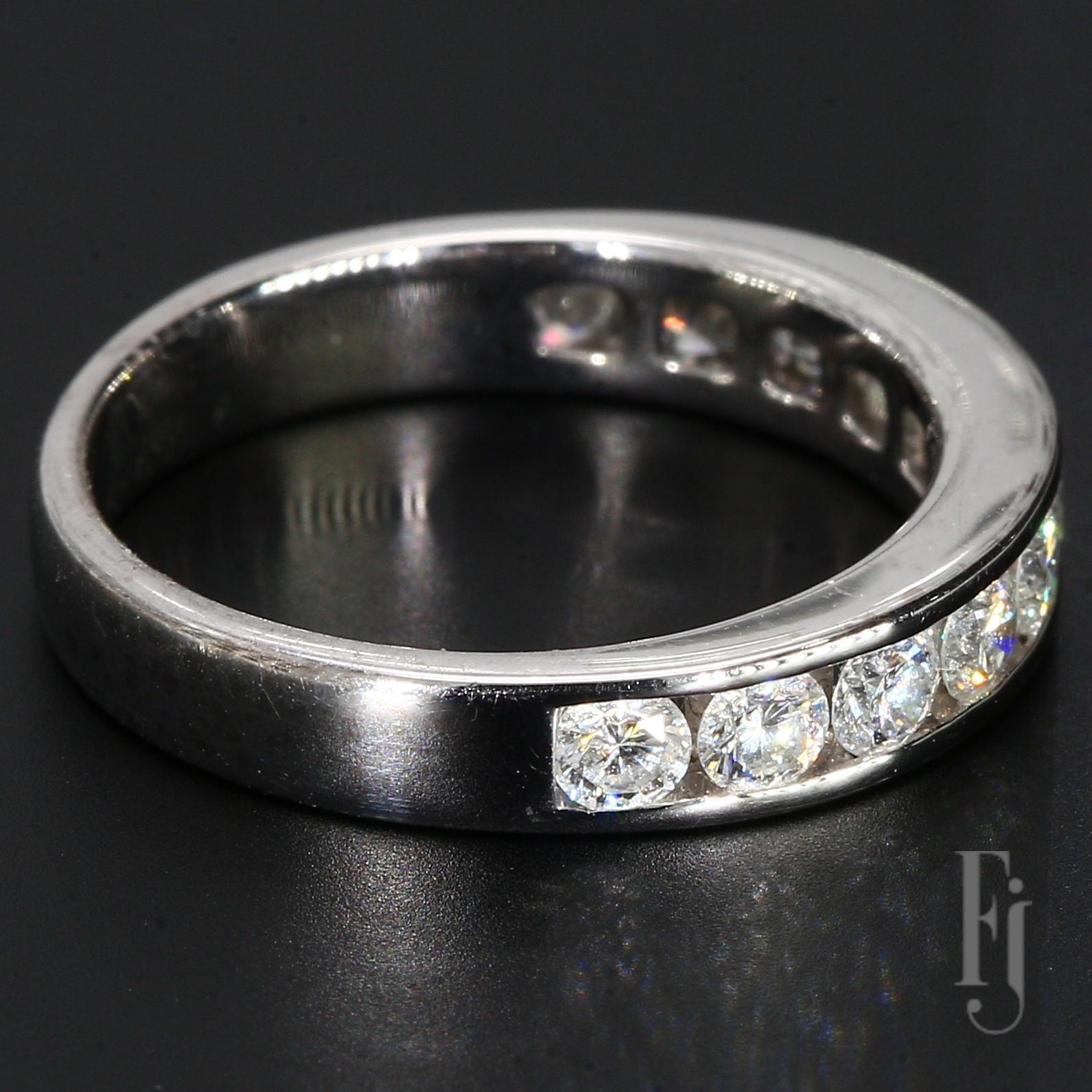 This is an 18k White Gold Ring with Eleven Round Channel Set Diamonds weighing ~0.10cts. each.

Size - 6.25
Total Weight - 4.23g
A14