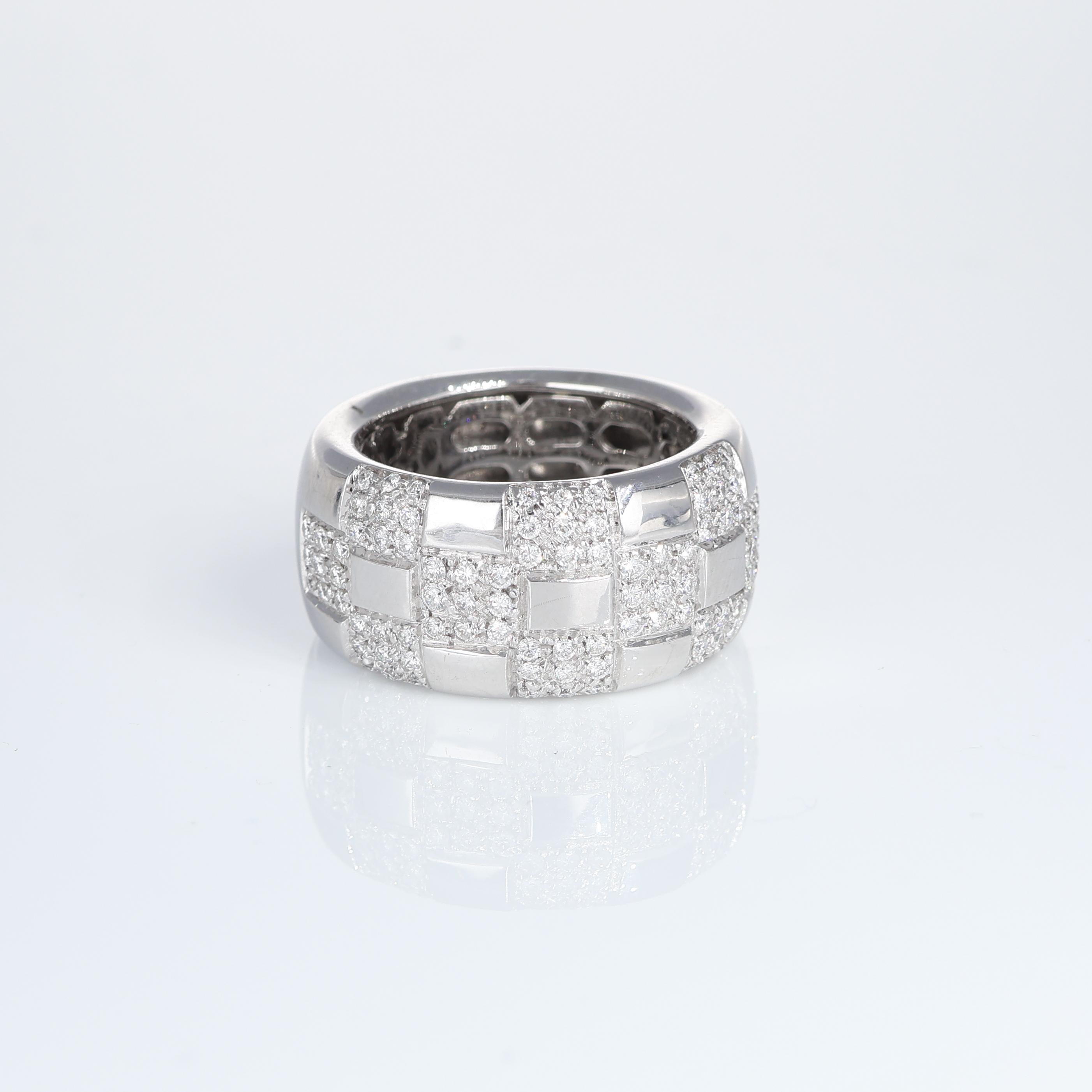 IMPORTANT NOTE:
✔ No additional costs will be added to this order.
✔ Shipping and customs duties are fully covered by us.
--------------------
Crafted from 18k white gold, this distinctive ring showcases a captivating checkerboard pattern adorned