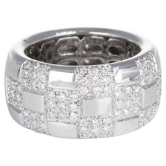18k White Gold Checkerboard Ring with Pavé Diamonds 0.72 carats