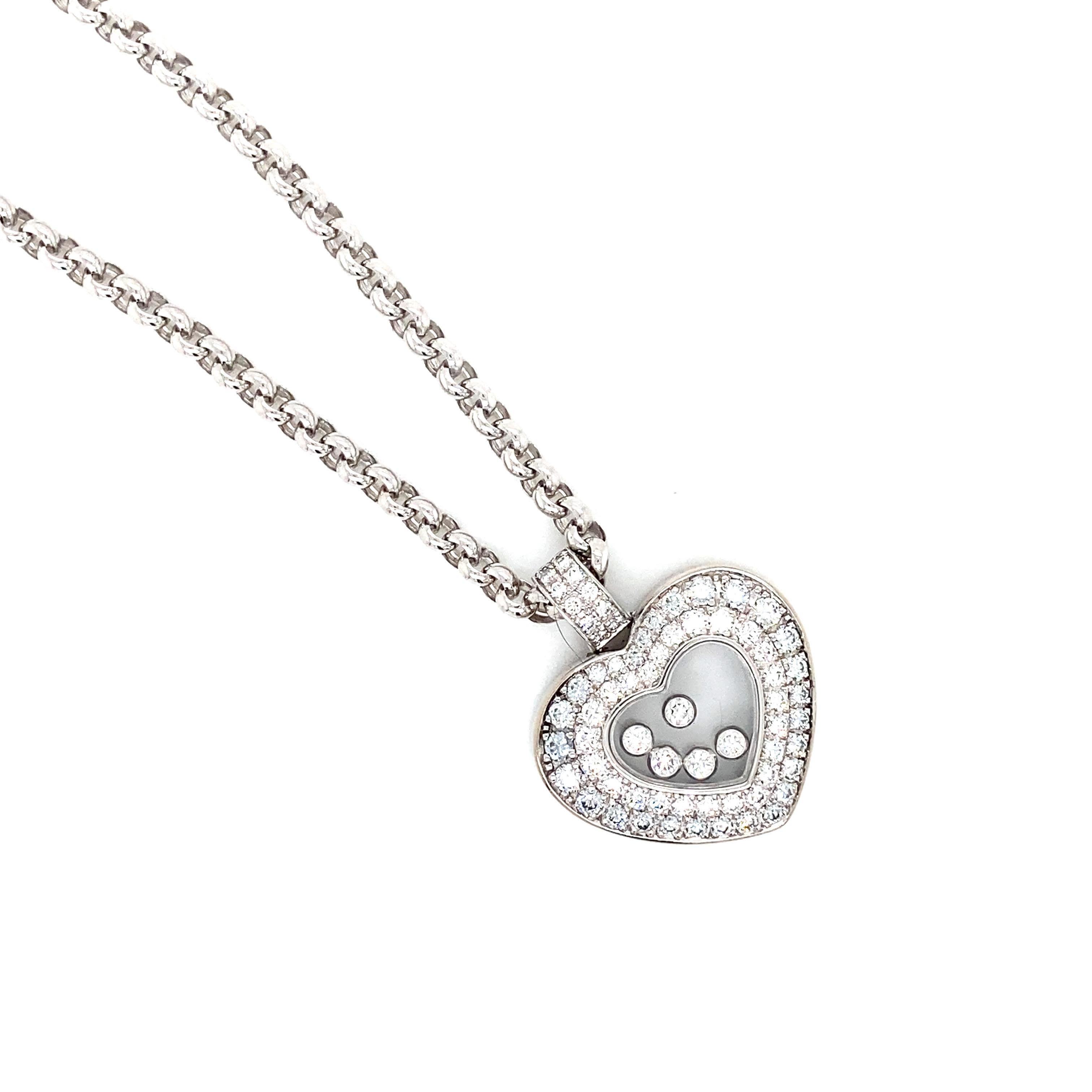 Chopard Happy Diamant-Anhänger
1,57ct Diamanten
3mm Kette
18K Weißgold
Original-Kette

