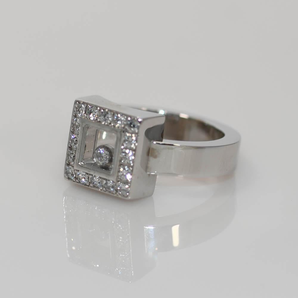 18K White Gold Chopard Happy Diamond Ring, w Box For Sale 1