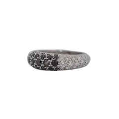 18K White gold Chopard Ring with colorless and black diamonds