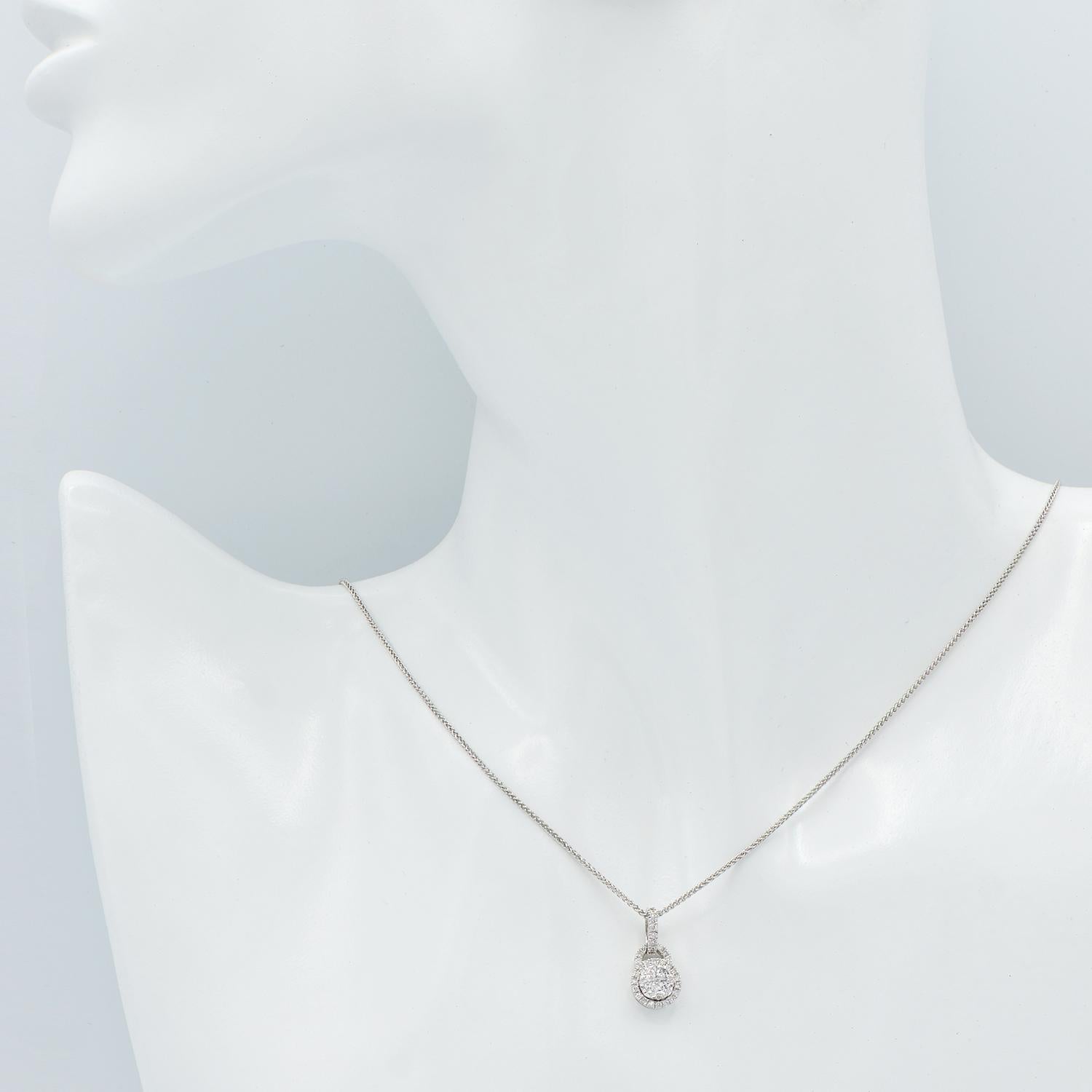 Contemporary 18K White Gold Circle Diamond Pendant For Sale