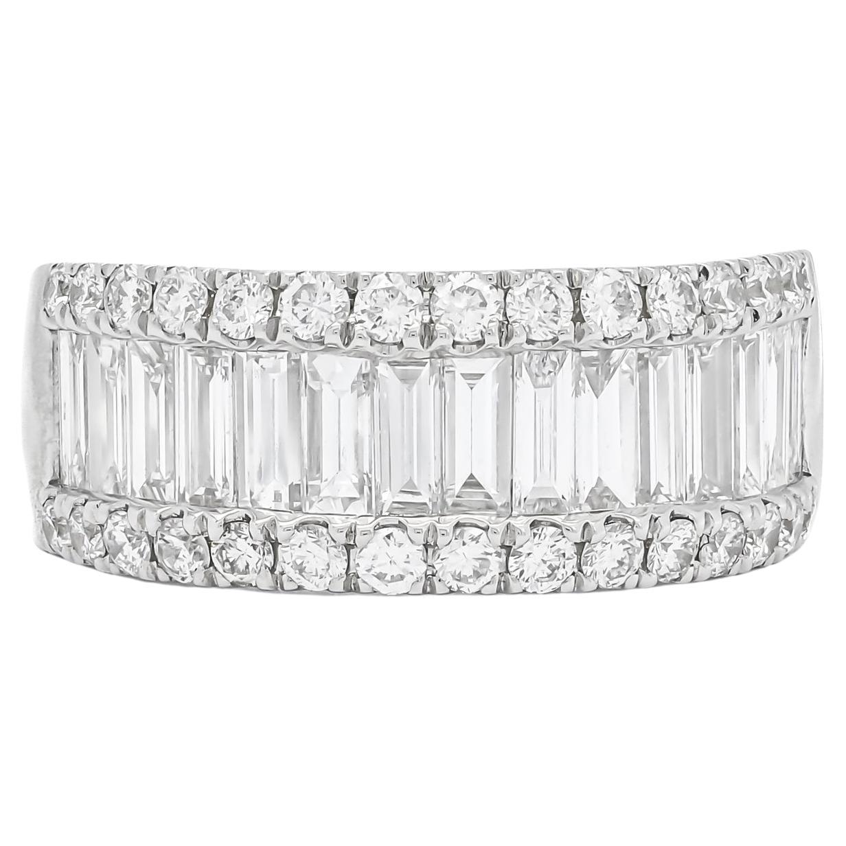 Bague demi-anneau d'anniversaire en or blanc 18 carats avec diamants naturels 1,78 carat