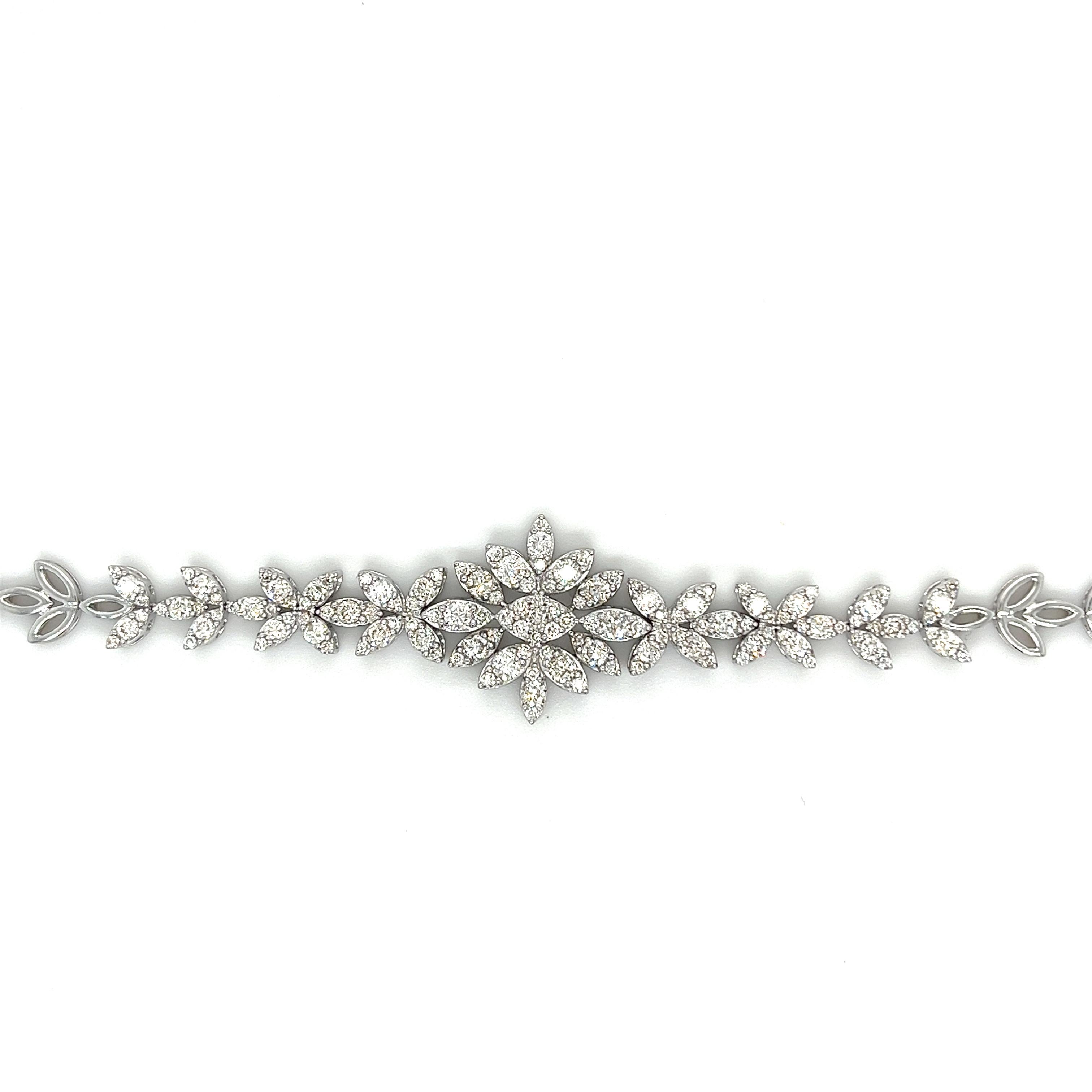 Modern 18K White Gold Classic Diamond Bracelet For Sale