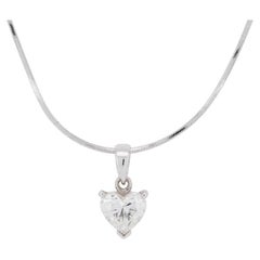 Collier solitaire en or blanc 18K avec cœur classique et diamants naturels de 1,11 ct