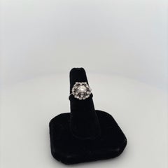 18K White Gold Cluster Diamond Ring In a Floral Pattern