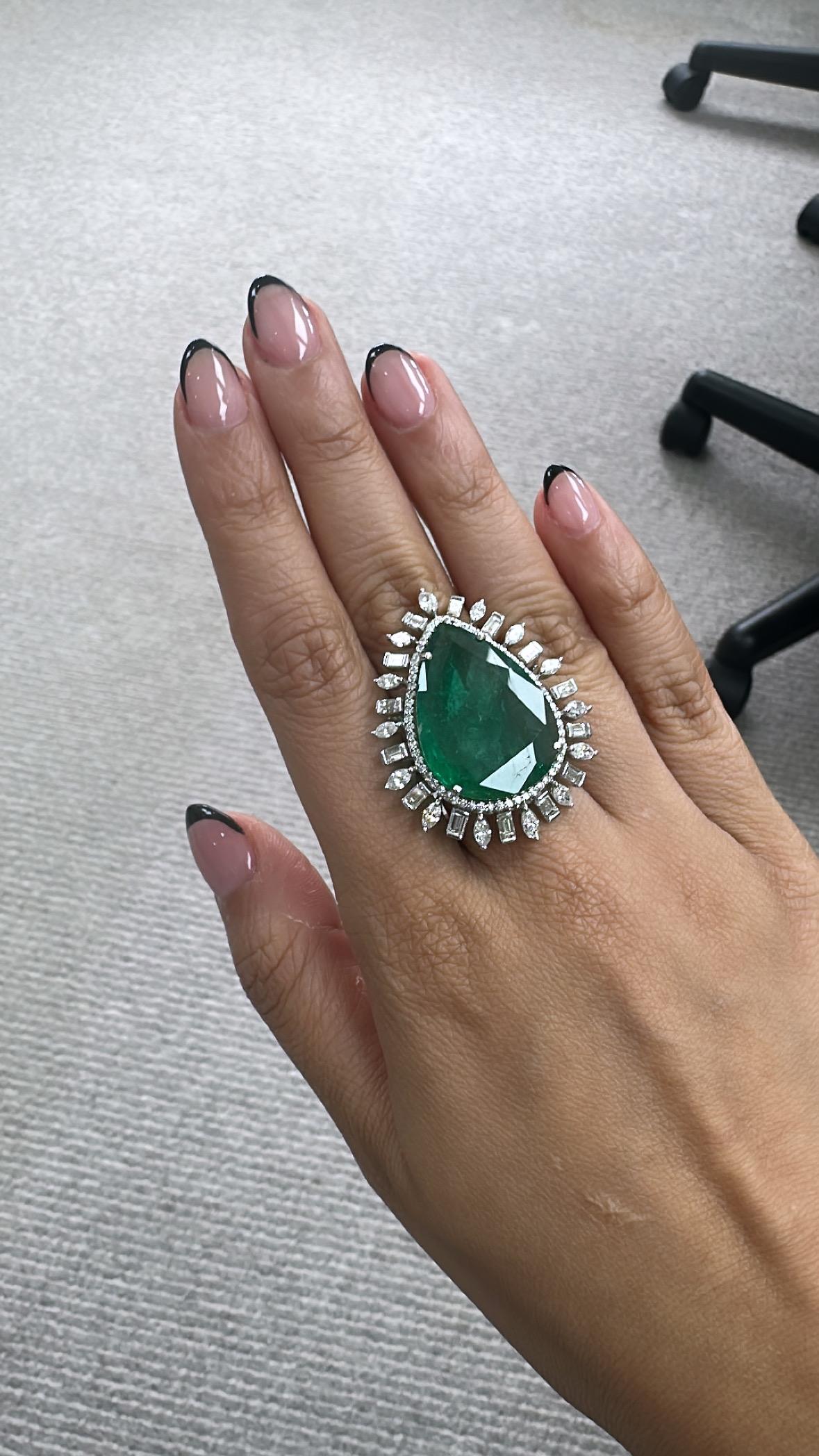 18k White Gold Cocktail Ring With 18.74 ct. Zambian Emerald & Diamond For Sale 4