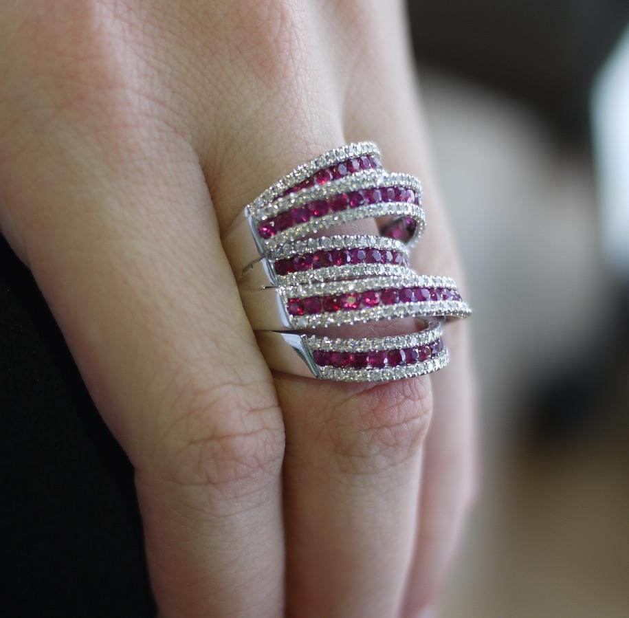 Women's 18 Karat White Gold Cocktail Valentine Ring with Diamonds and Pink Sapphires For Sale