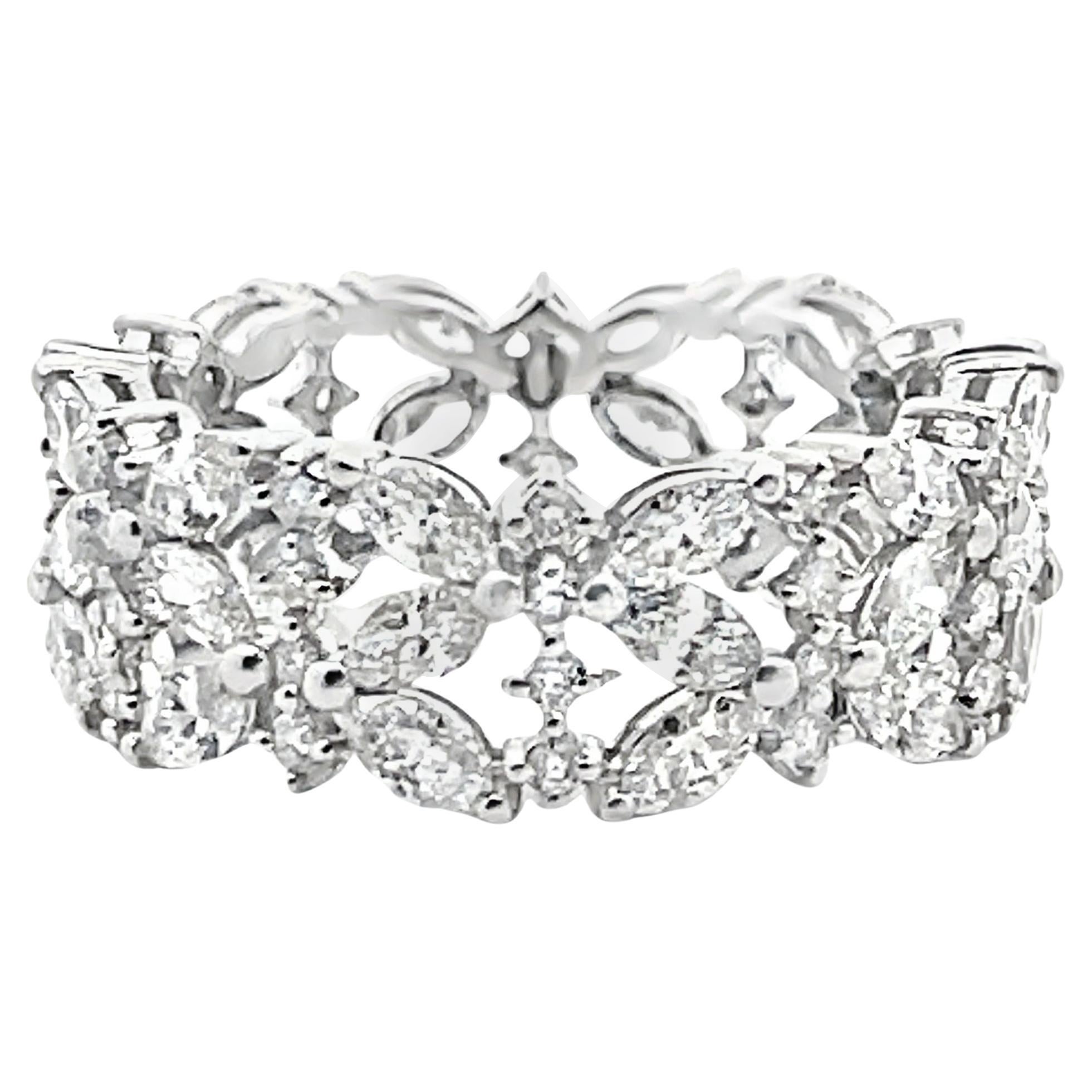 18K White Gold Contemporary Diamond Ring, 2.44 Carats, Size 6.5