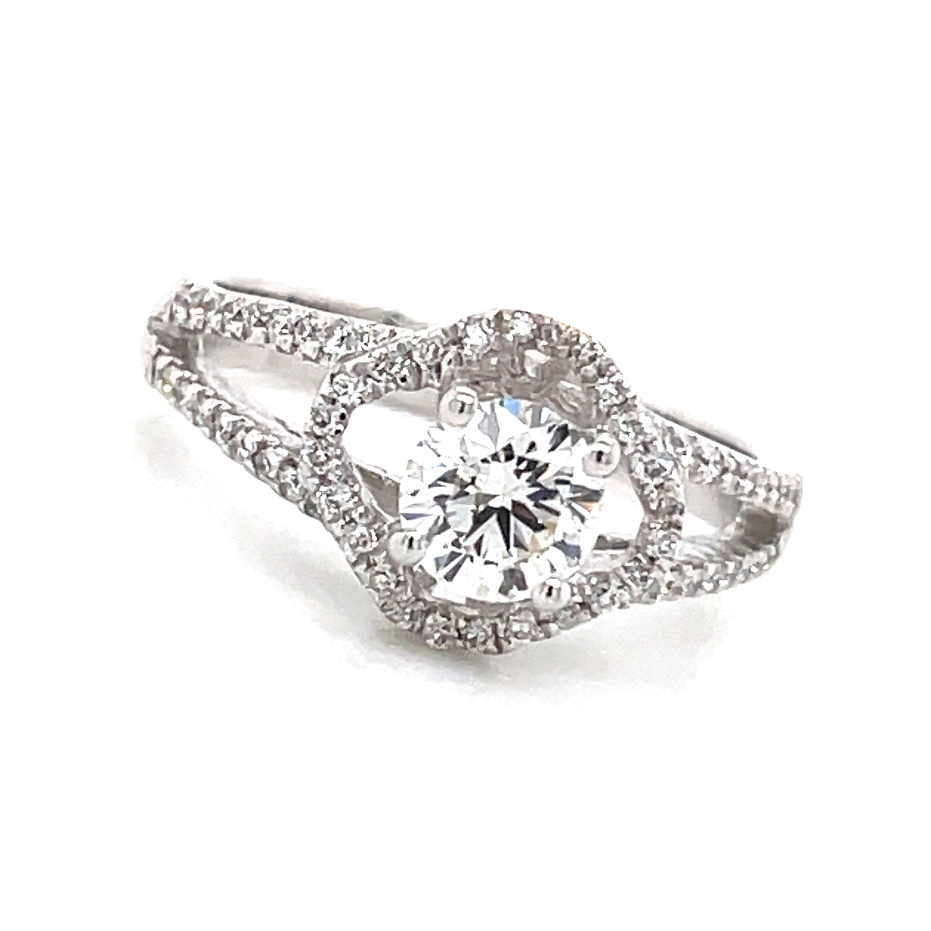 18k White Gold Cts 0.54 Round Brilliant Halo Diamond Engagement Ring For Sale 2