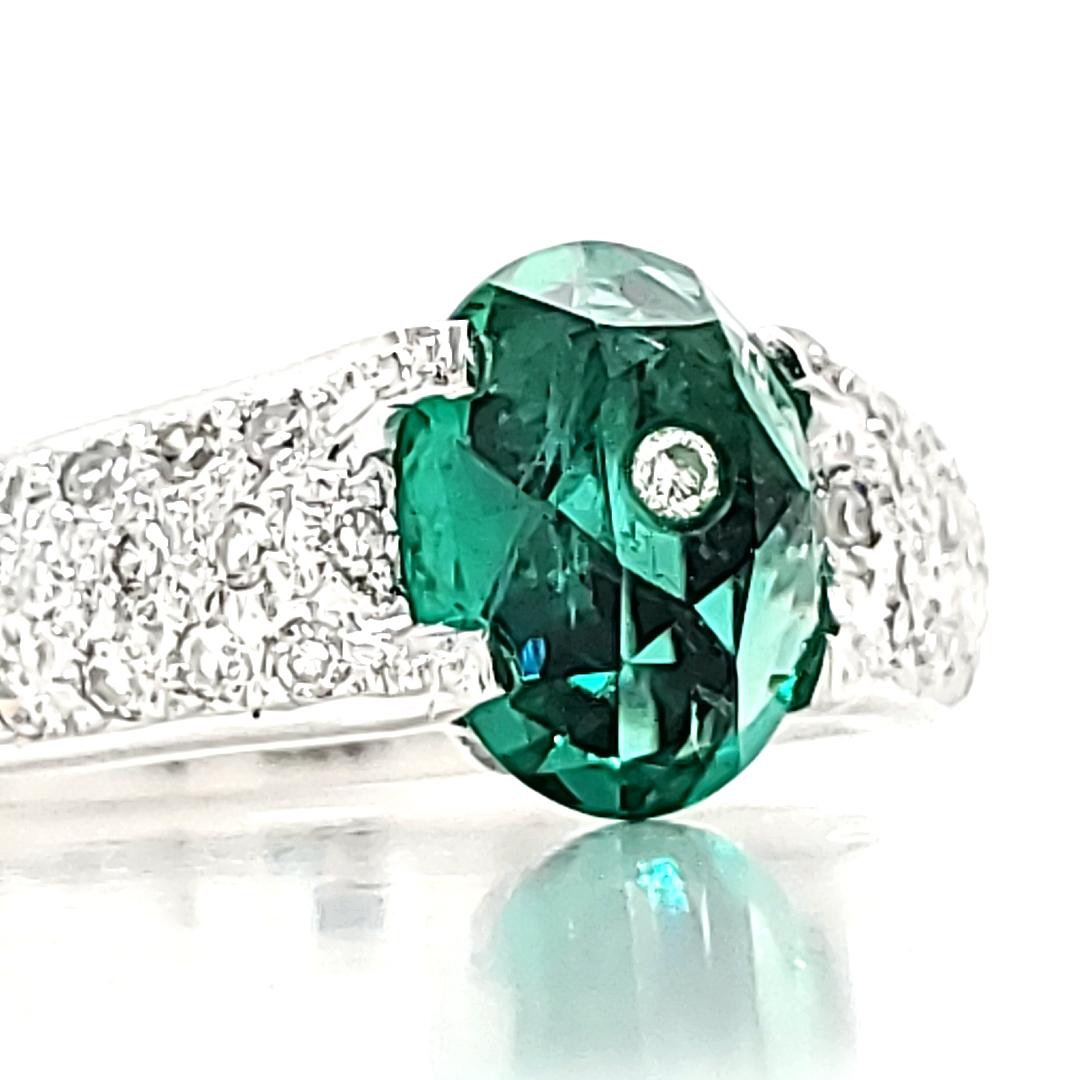 18k White Gold Cts 1.45 Oval Emerald and Diamond Engagement Ring For Sale 1