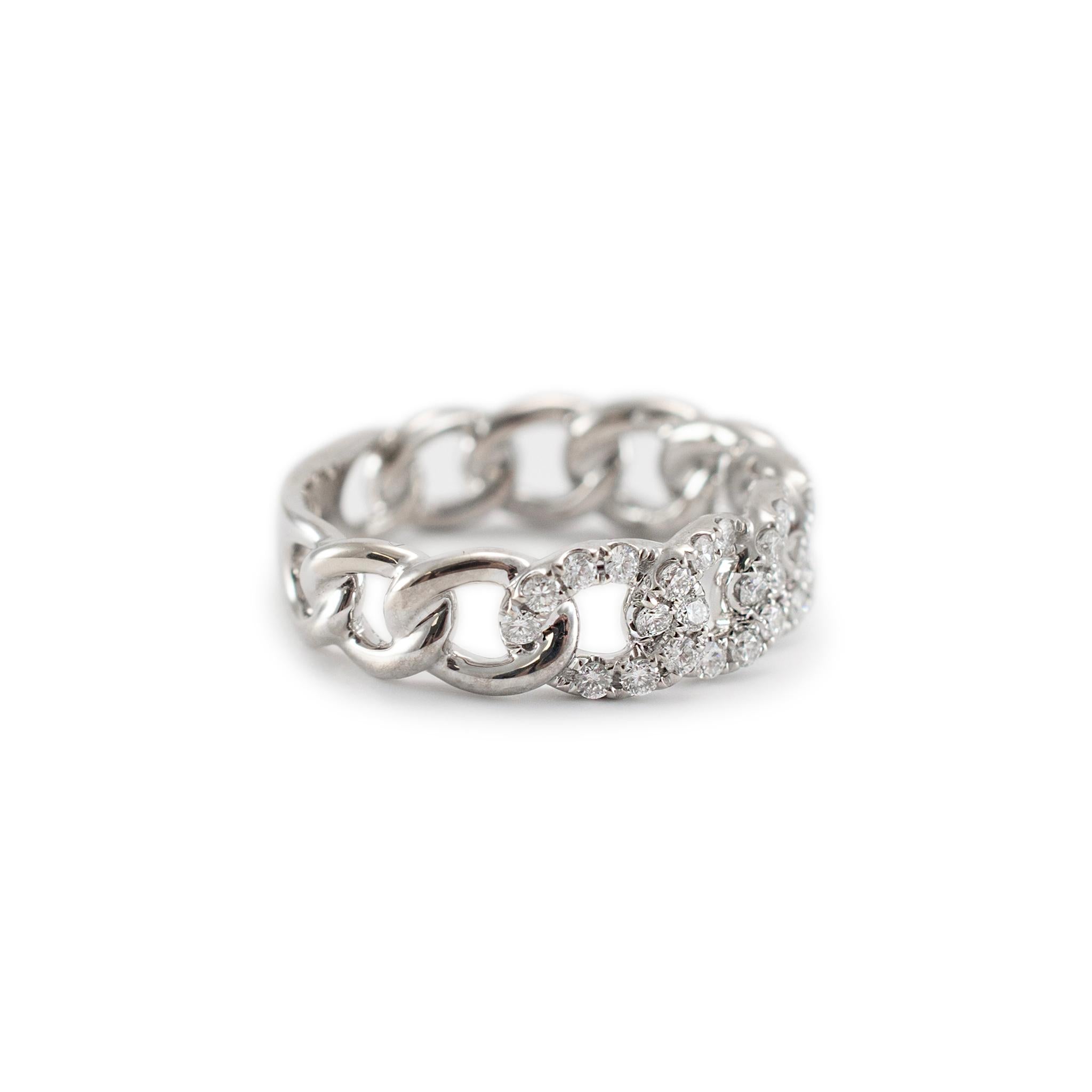 18K White Gold Cuban Link Diamond Band Ring In Excellent Condition For Sale In Houston, TX