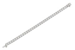 18K White Gold Cushion Cut Diamond Tennis Bracelet TW. 24.76ct