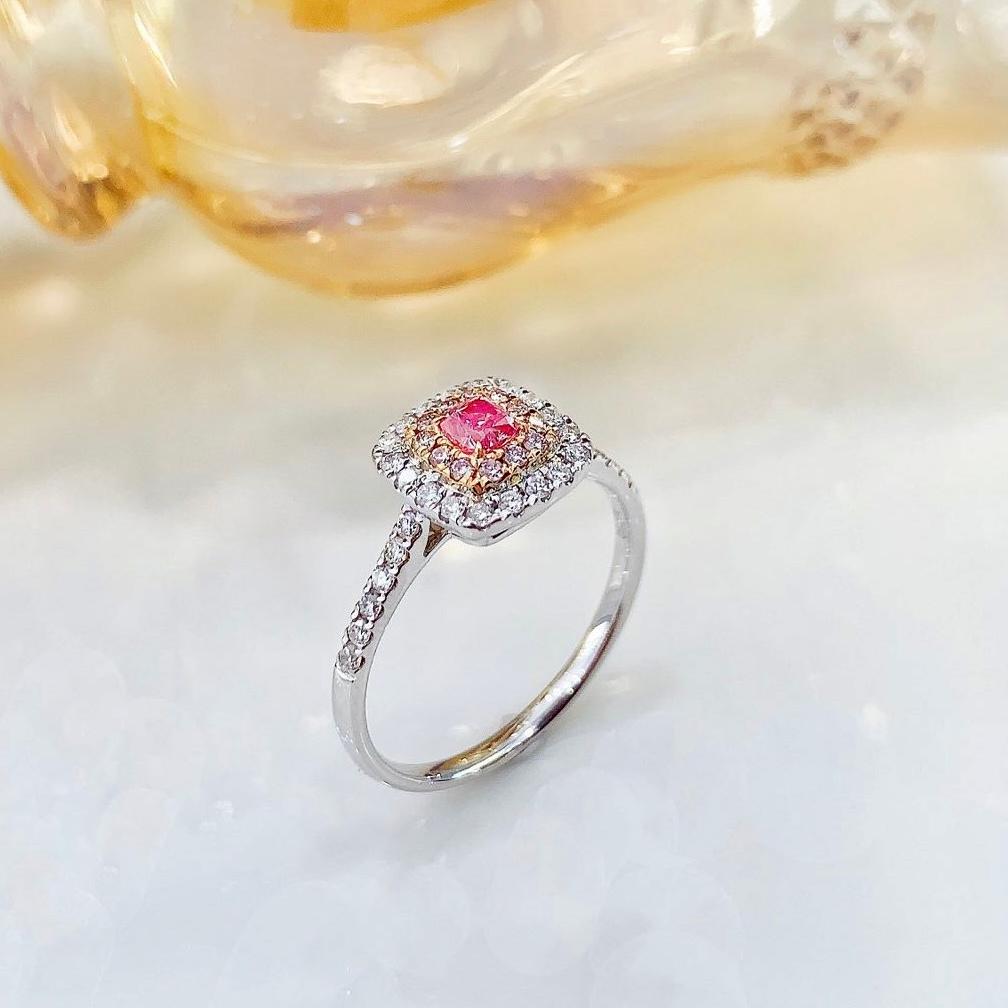 Modern 18K White Gold Cushion-Cut Fancy Pink Diamond Classic Engagement Ring For Sale
