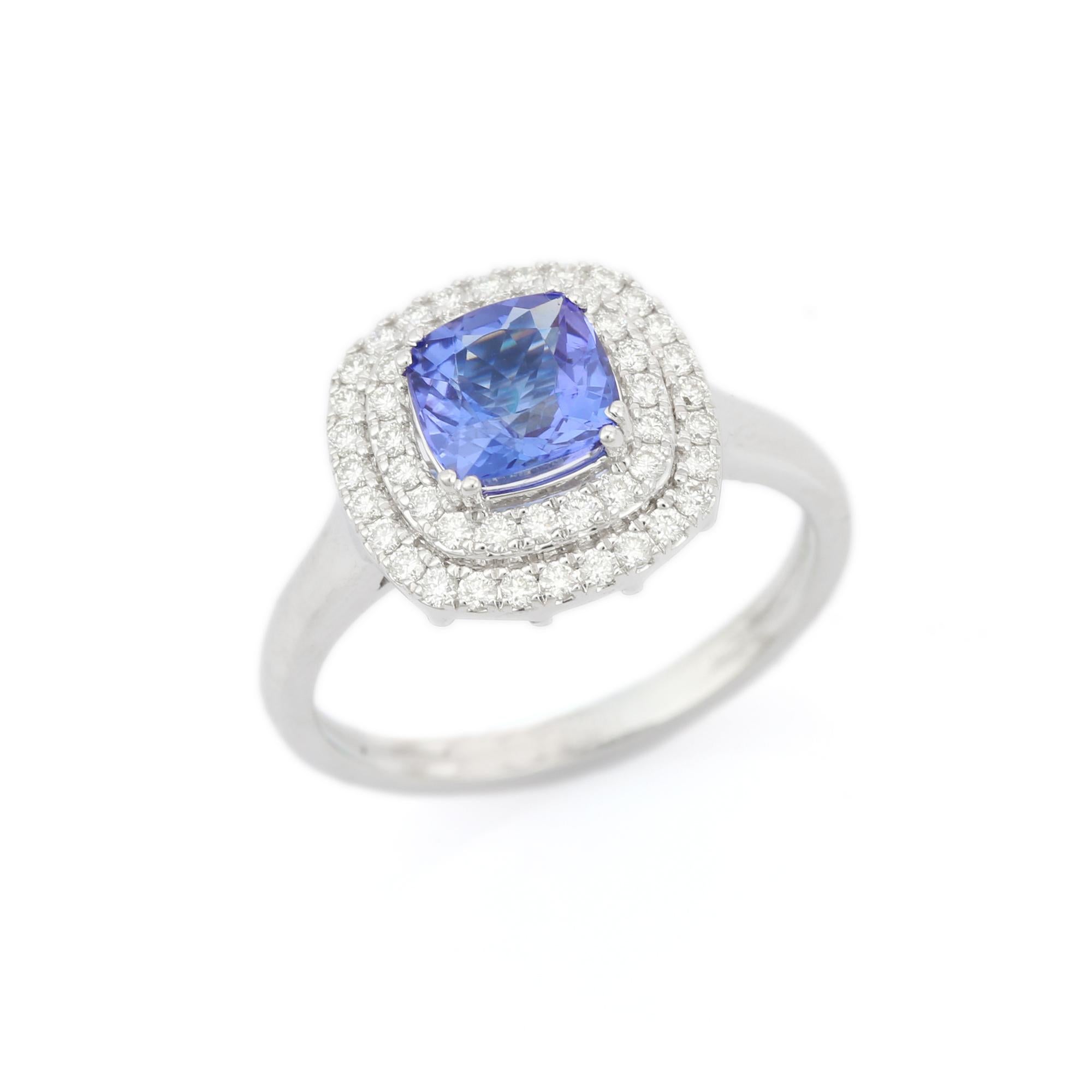 For Sale:  18k Solid White Gold Cushion Cut 1.2 Ct Tanzanite Diamond Ring for Women 4