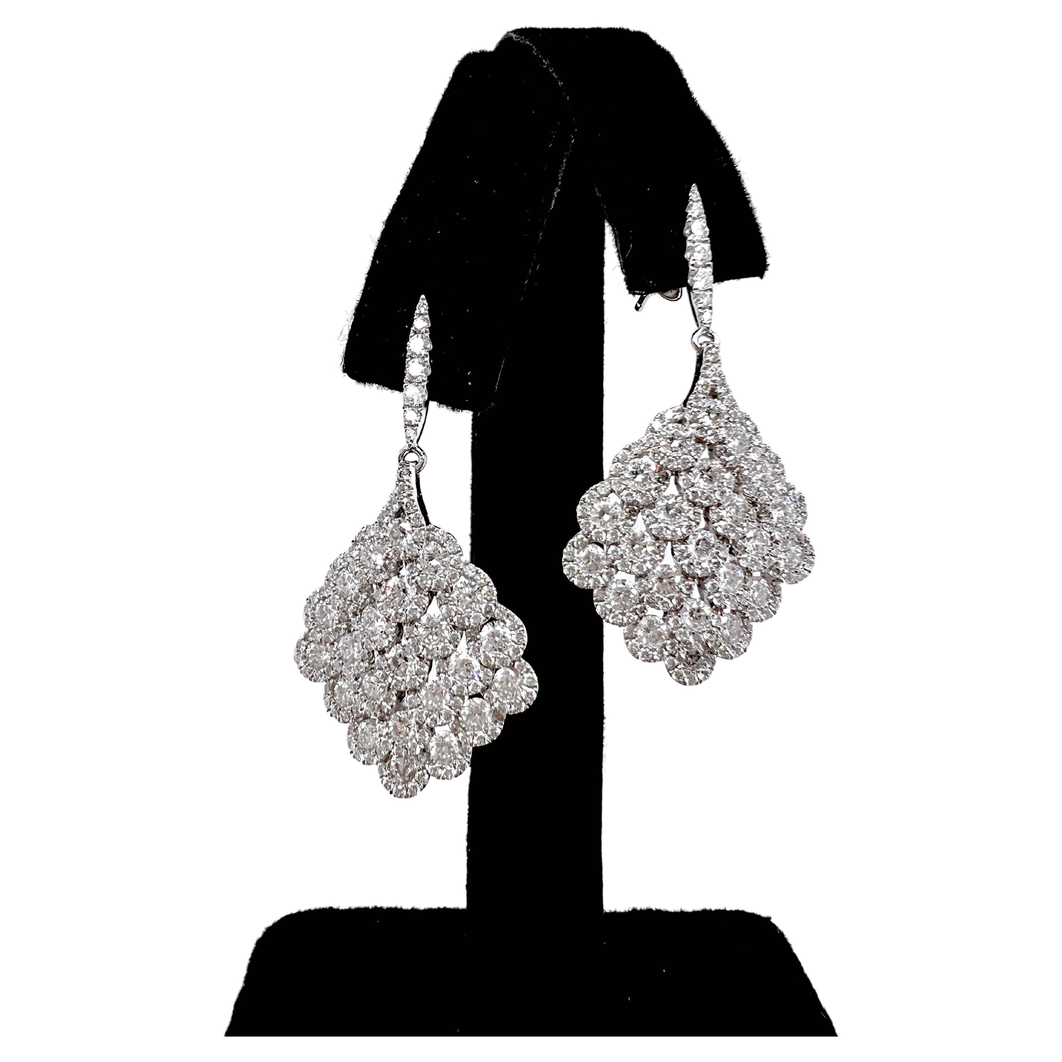 18k White Gold Dangling Diamond Honeycomb Earrings