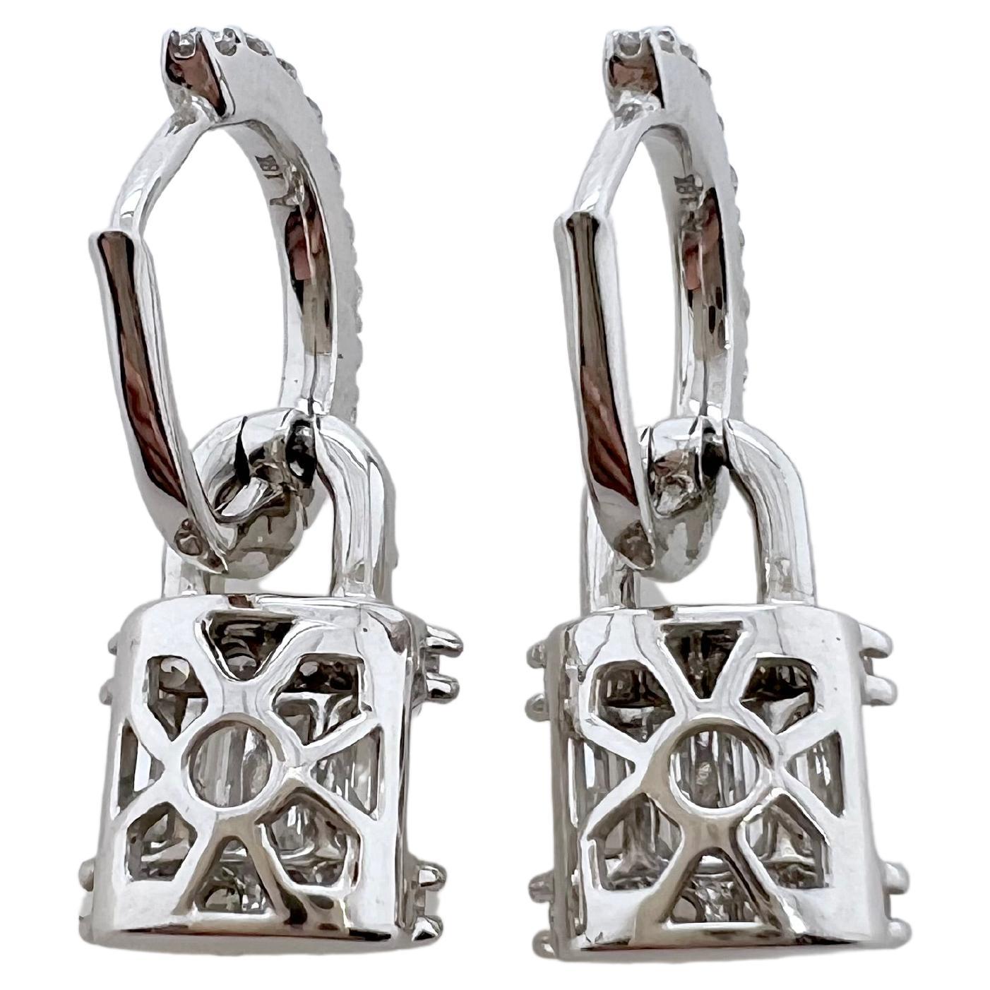 Contemporary 18k White Gold Dangling Diamond Lock Style Earrings For Sale