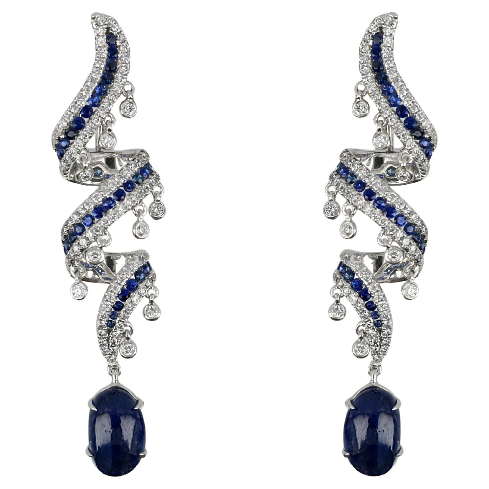 18k White Gold Dangling Earrings with Blue Sapphires and Round Cut Diamonds For Sale
