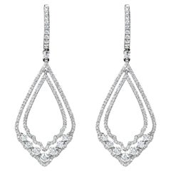 18K White Gold Dangling Earrings with Diamonds