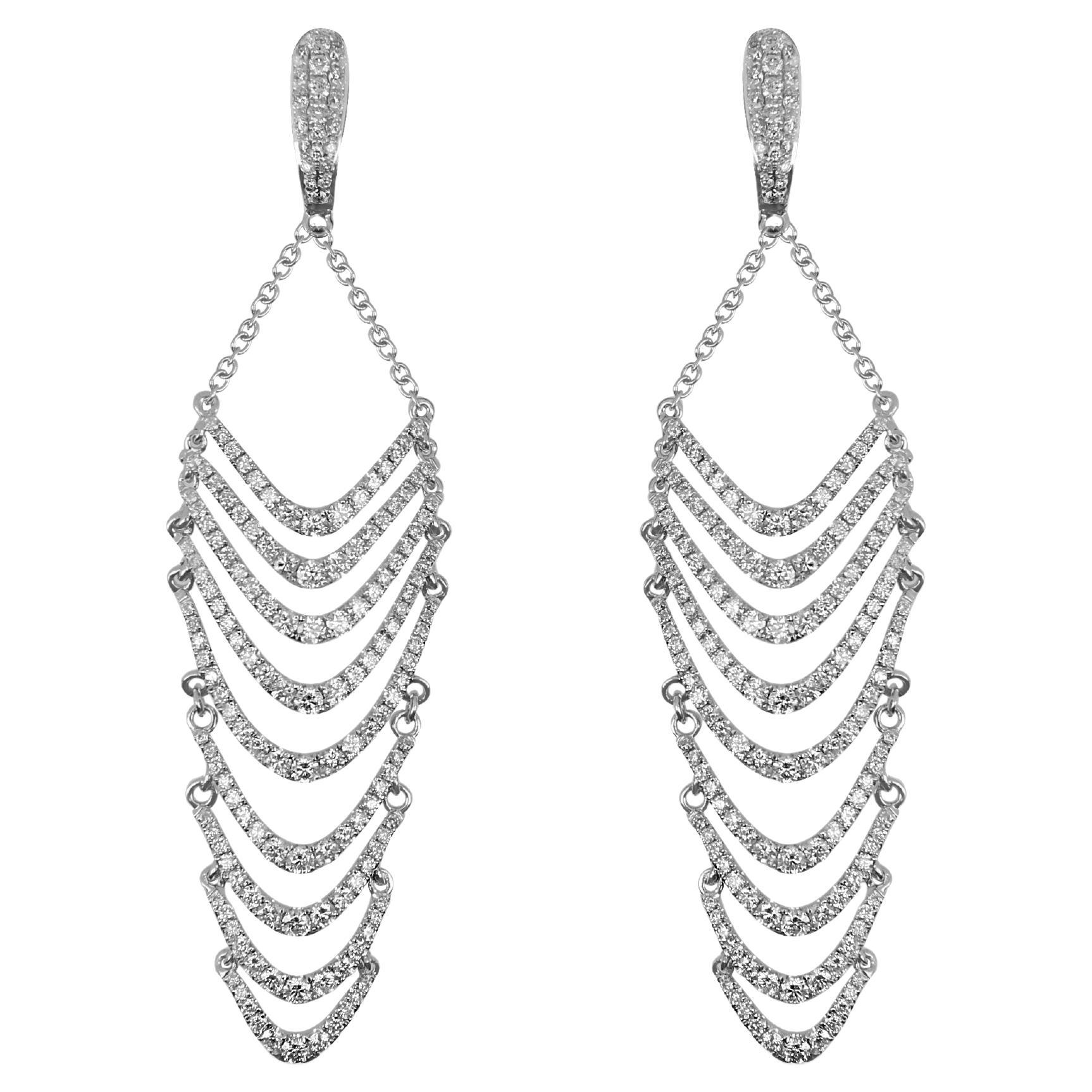 18k White Gold Dangling Earrings with Round Cut Diamonds 