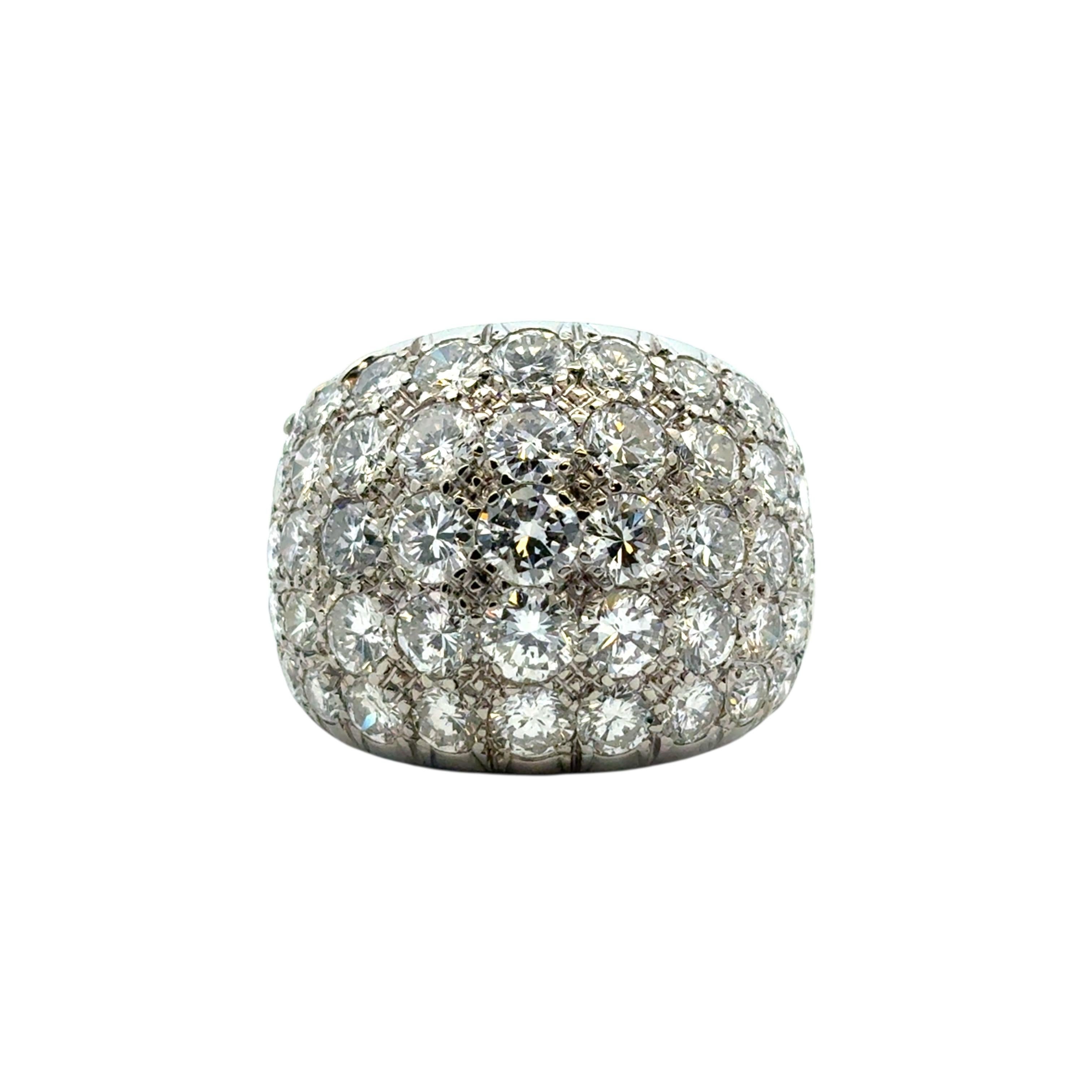 18k White Gold Danhier Square Pave Diamond Ring

This stunning Danhier Pave Diamond Ring is in excellent condition and is ready to ship!

Brand: Danhier
Style: Pave Diamond Ring
Material: 18k White Gold
Diamond Details: This ring features