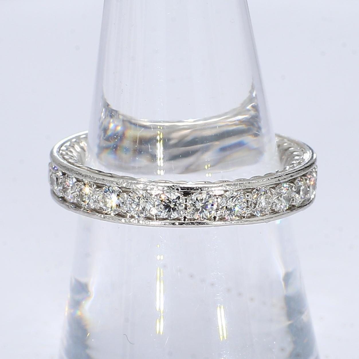 Anello David Yurman in oro bianco 18k con diamanti incastonati a canale In condizioni buone in vendita a Scottsdale, AZ