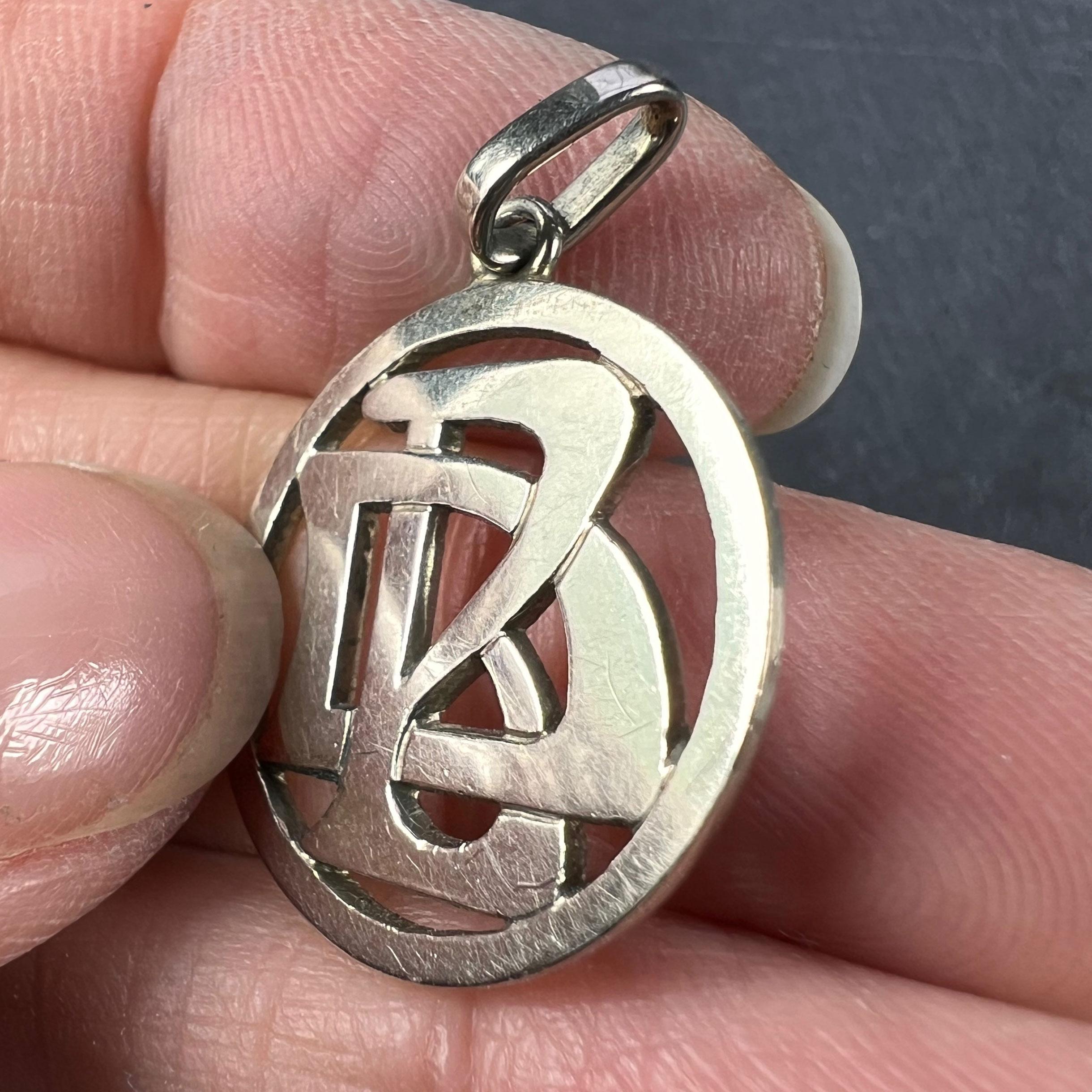 18k White Gold Db or Bd Monogram Initials Charm Pendant In Good Condition In London, GB