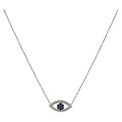 Collier en or blanc 18K avec diamant .50 CTW et saphir .25 CTW Pendentif Oeil du Mal