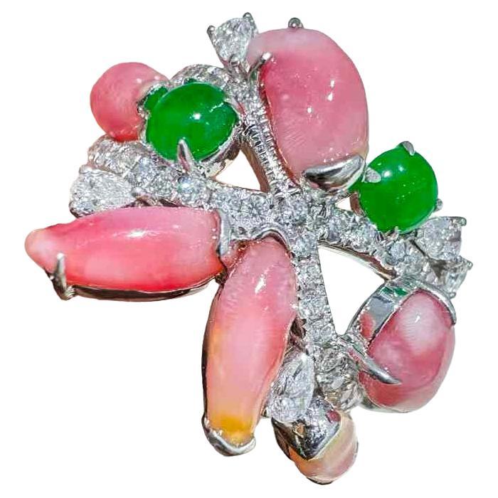 【Conchéa】Flamingo Bloom Conch & Jadeite Cocktail Ring — 4.25ct For Sale